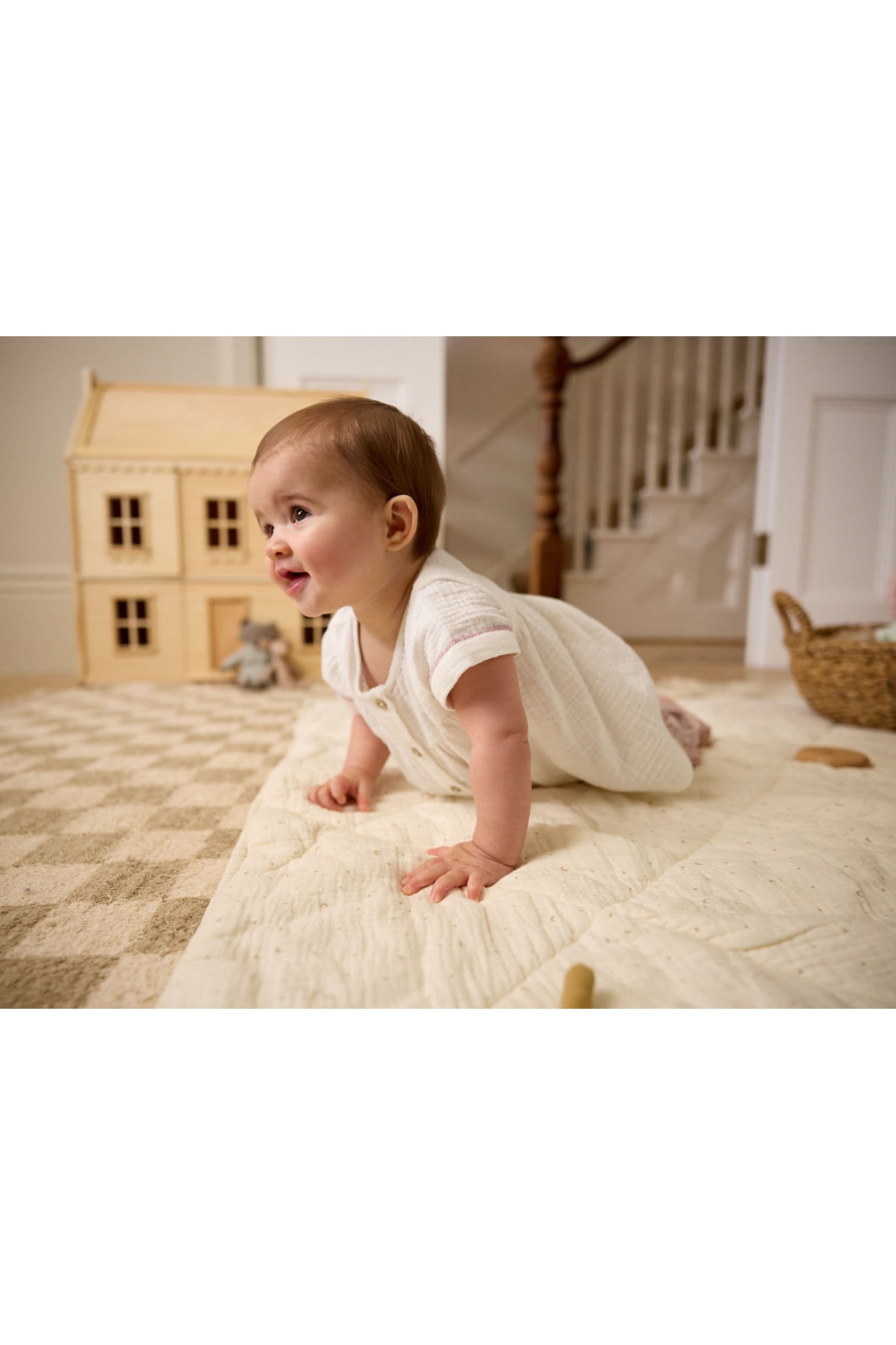 Pink/White Top And Trousers Baby Set (0mths-2yrs)