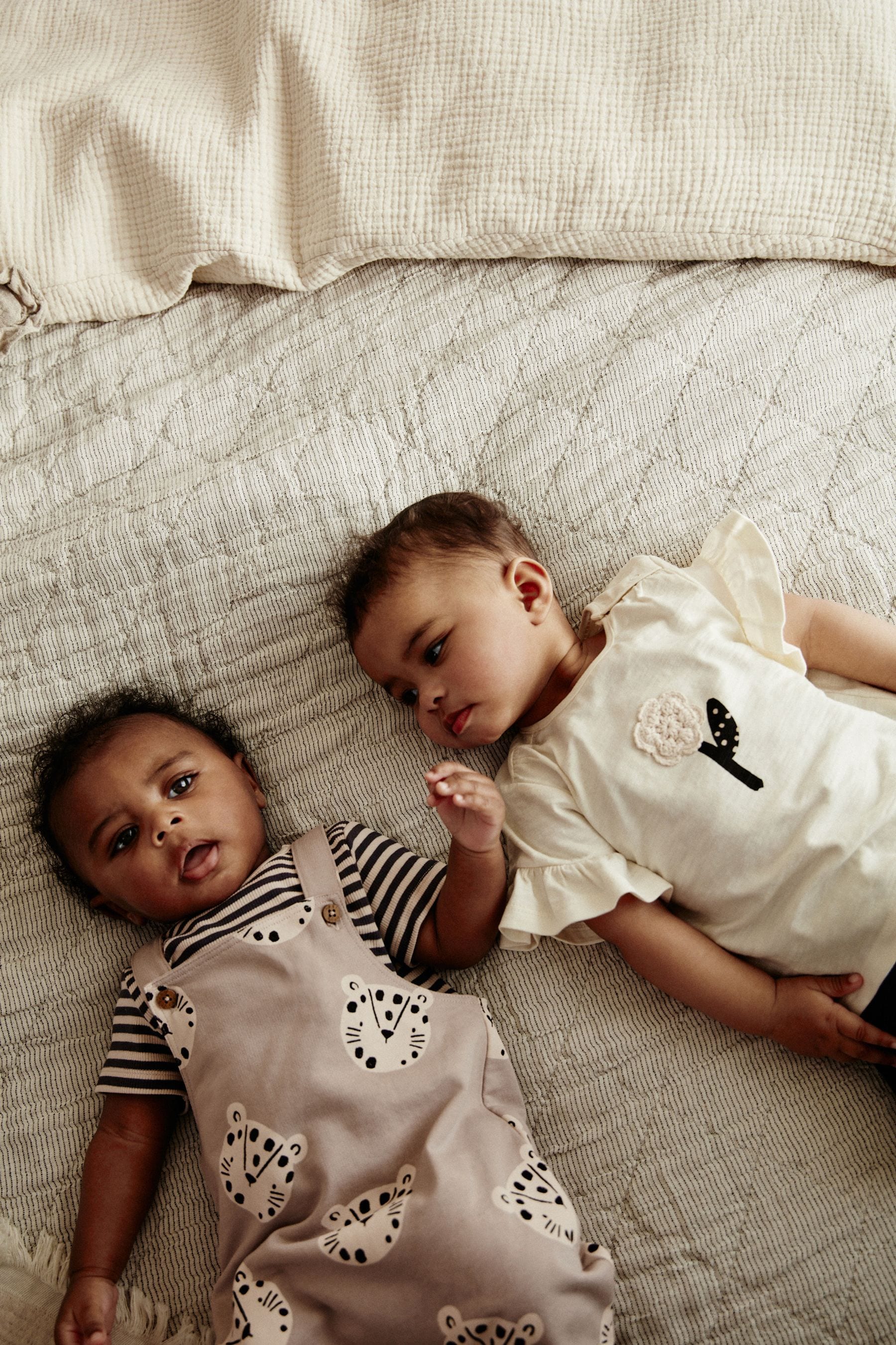 Monochrome Flower Baby Top and Shorts 2 Piece Set