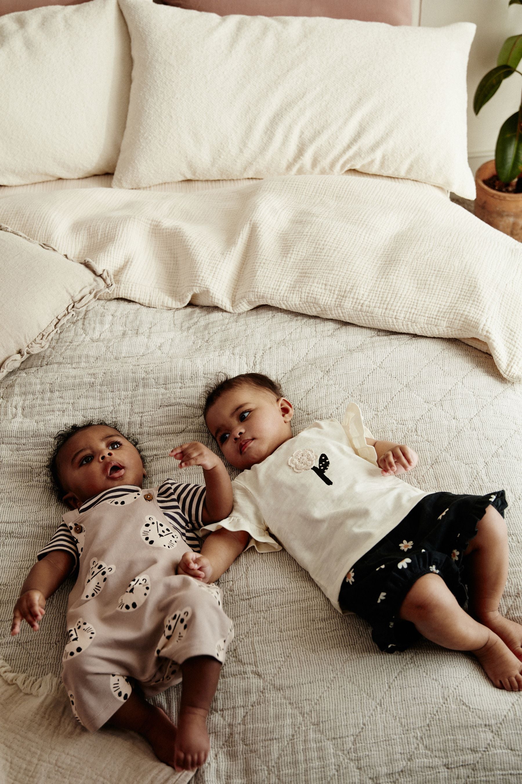 Monochrome Flower Baby Top and Shorts 2 Piece Set