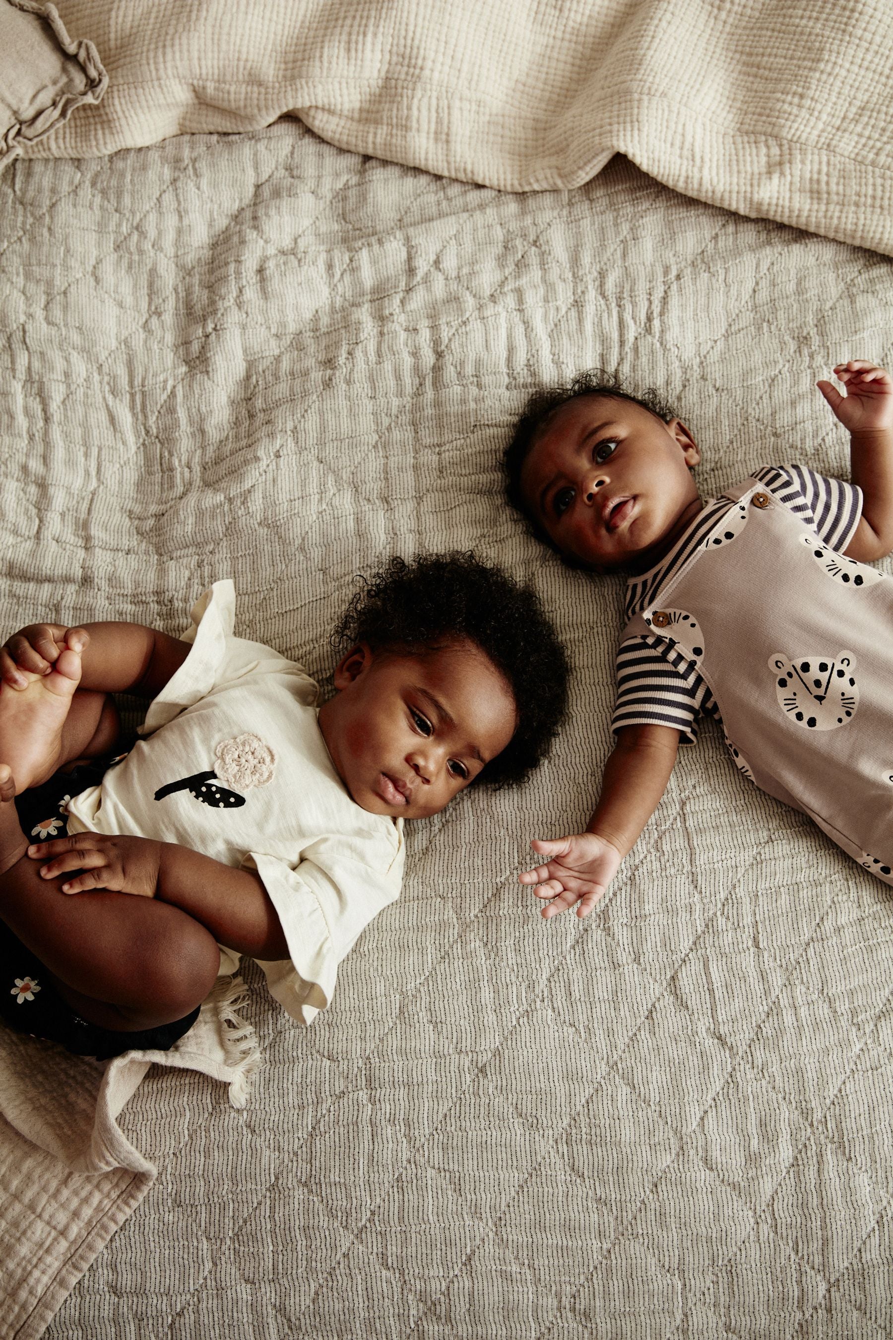 Monochrome Flower Baby Top and Shorts 2 Piece Set