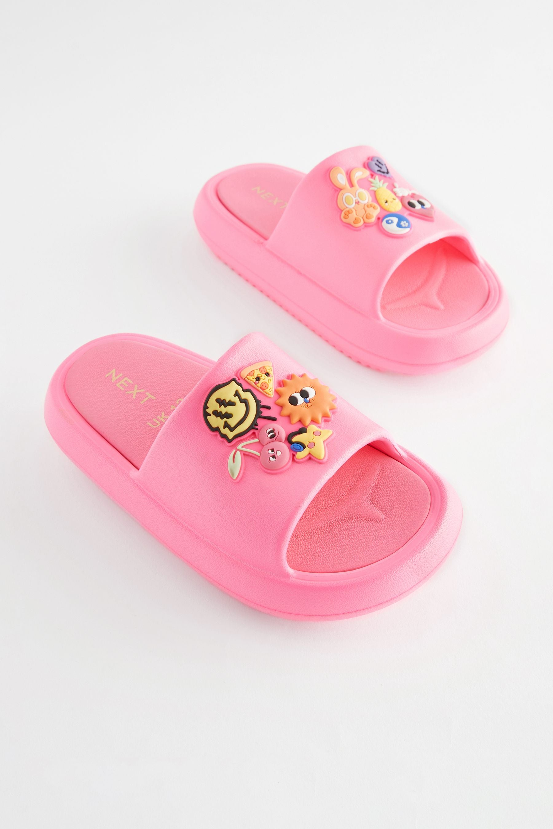 Pink Badge Chunky Sliders