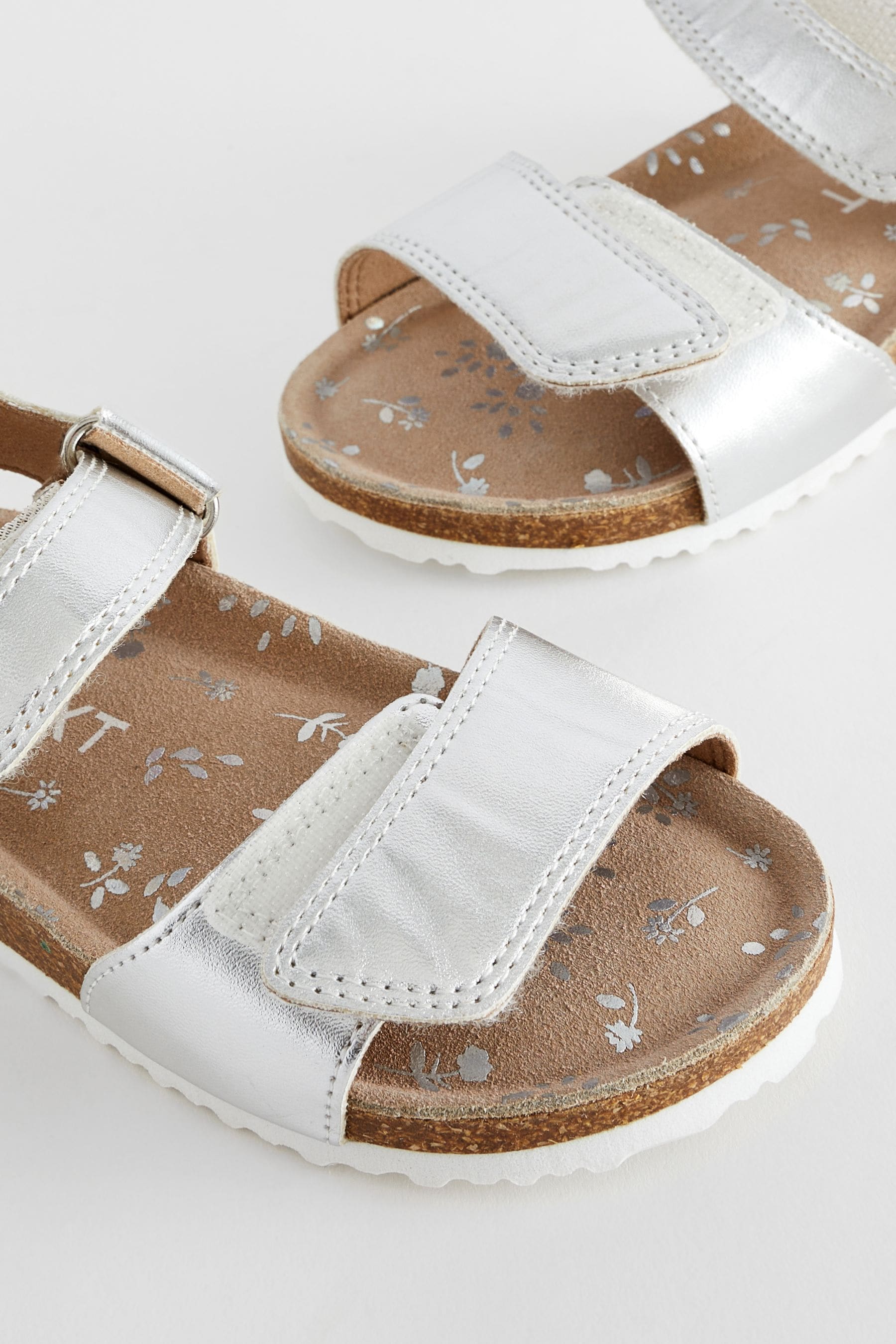 Silver Standard Fit (F) Leather Corkbed Sandals