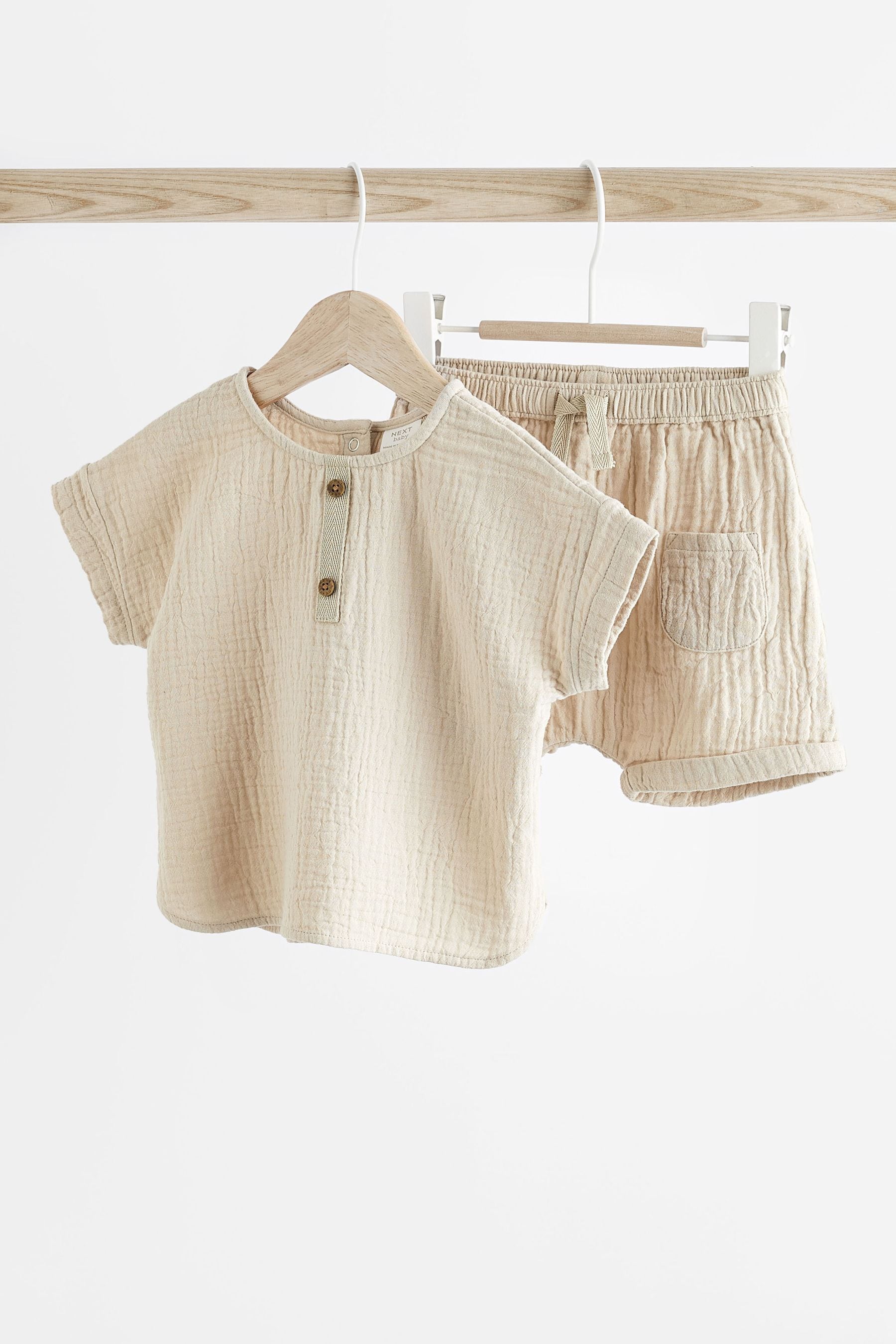 Neutral Baby Top And Shorts Set (0mths-3yrs)