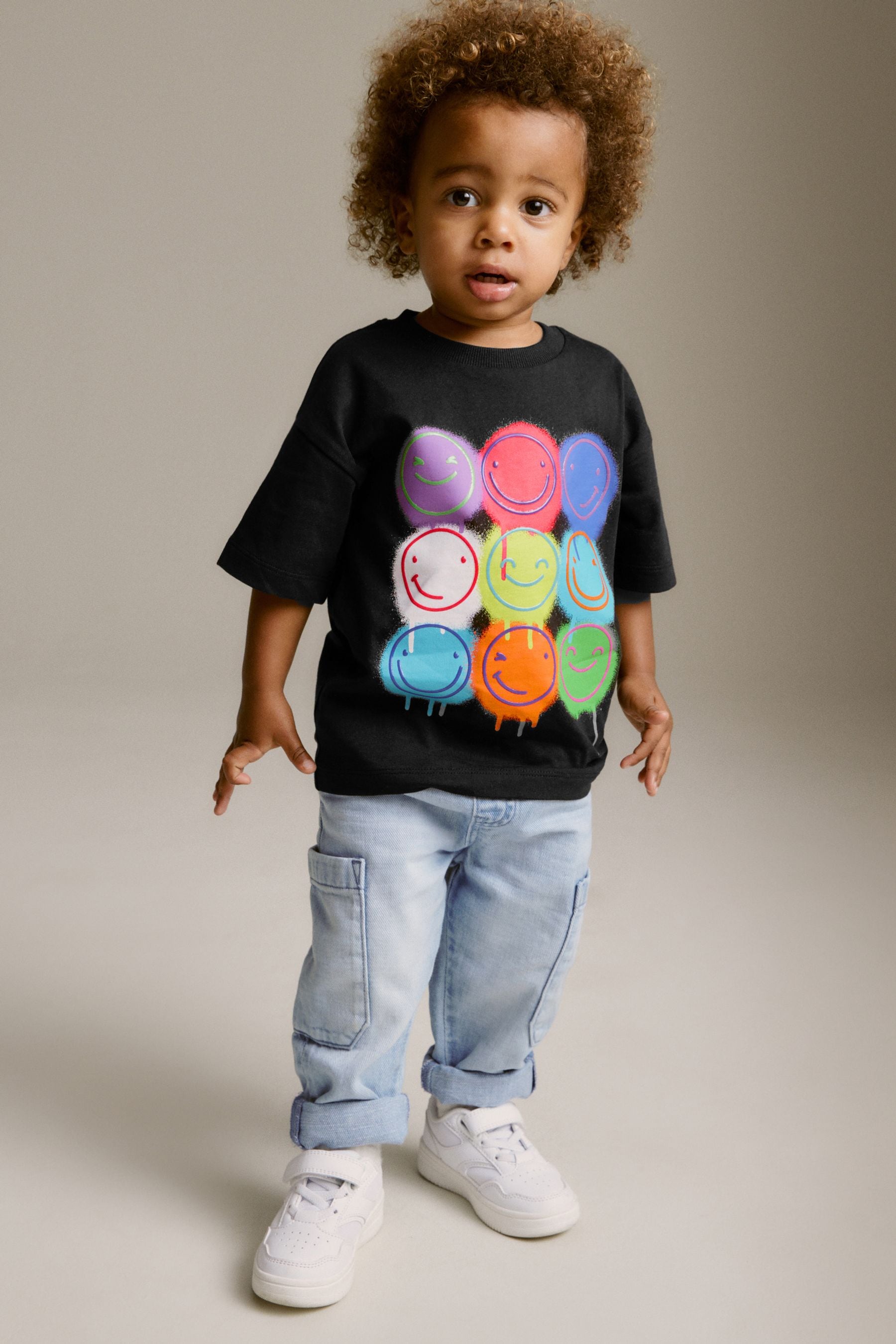 Black Short Sleeve Character T-Shirt (3mths-7yrs)