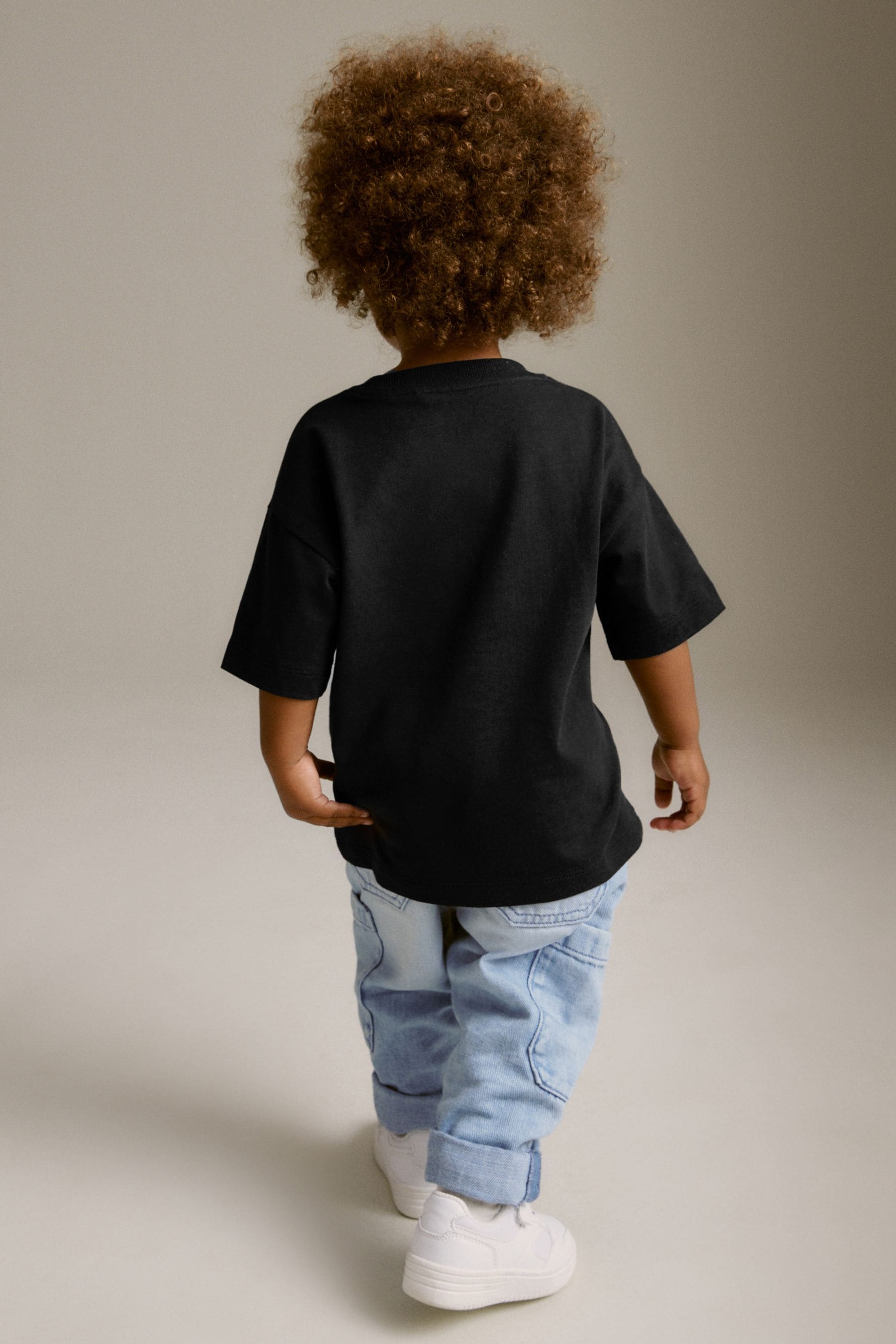 Black Short Sleeve Character T-Shirt (3mths-7yrs)