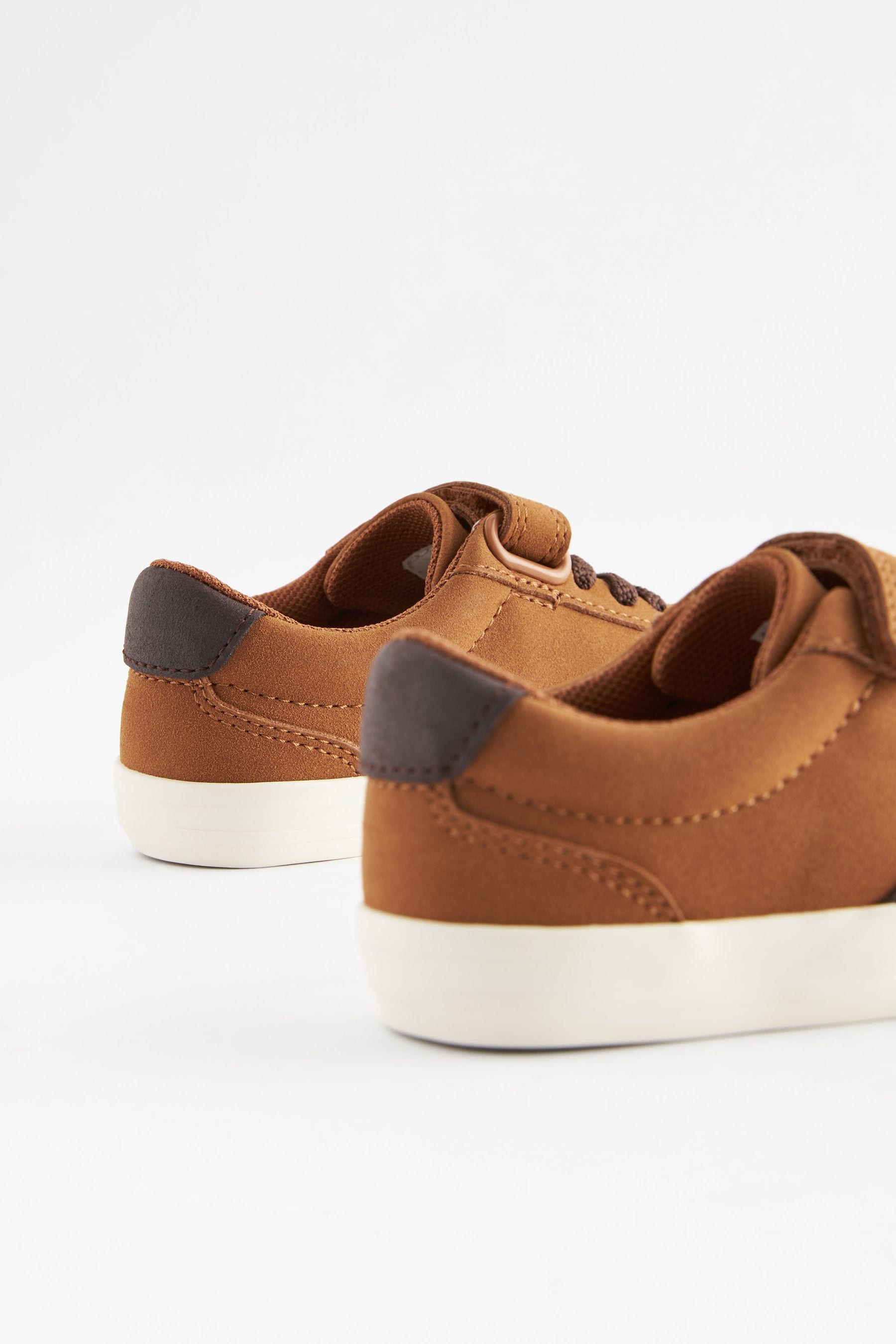 Tan Brown Standard Fit (F) Touch Fastening Chevron Trainers