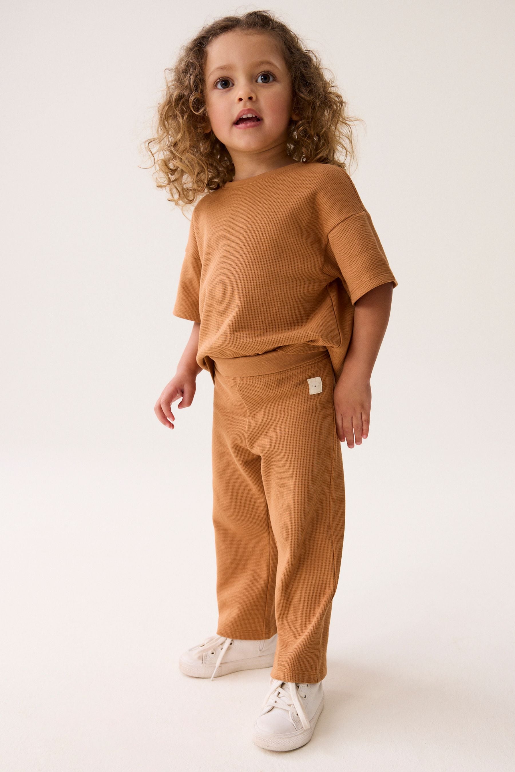 Brown Short Sleeve T-Shirt and Wide Leg Trousers Set (3mths-7yrs)