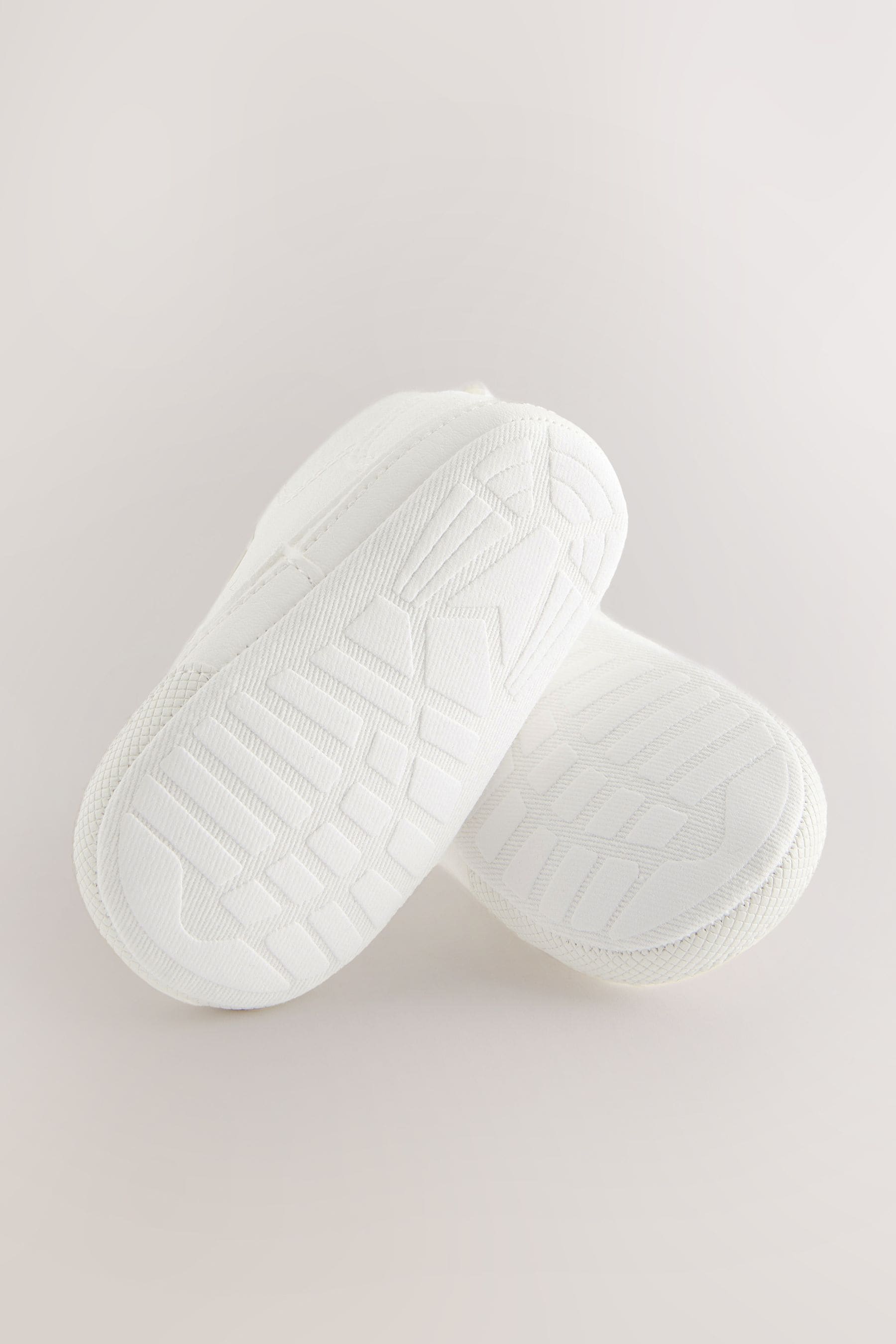 White Two Strap Baby Trainers (0-24mths)