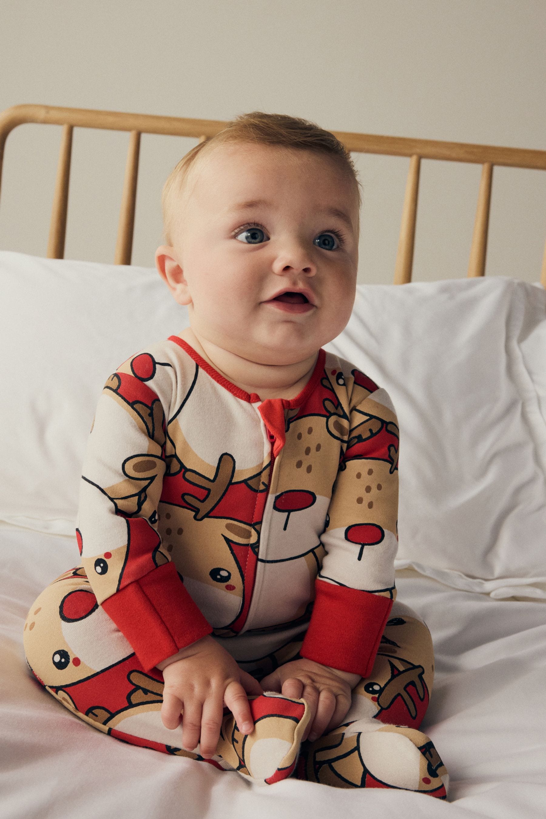 Red Baby Christmas Character Printed Sleepsuit (0mths-2yrs)