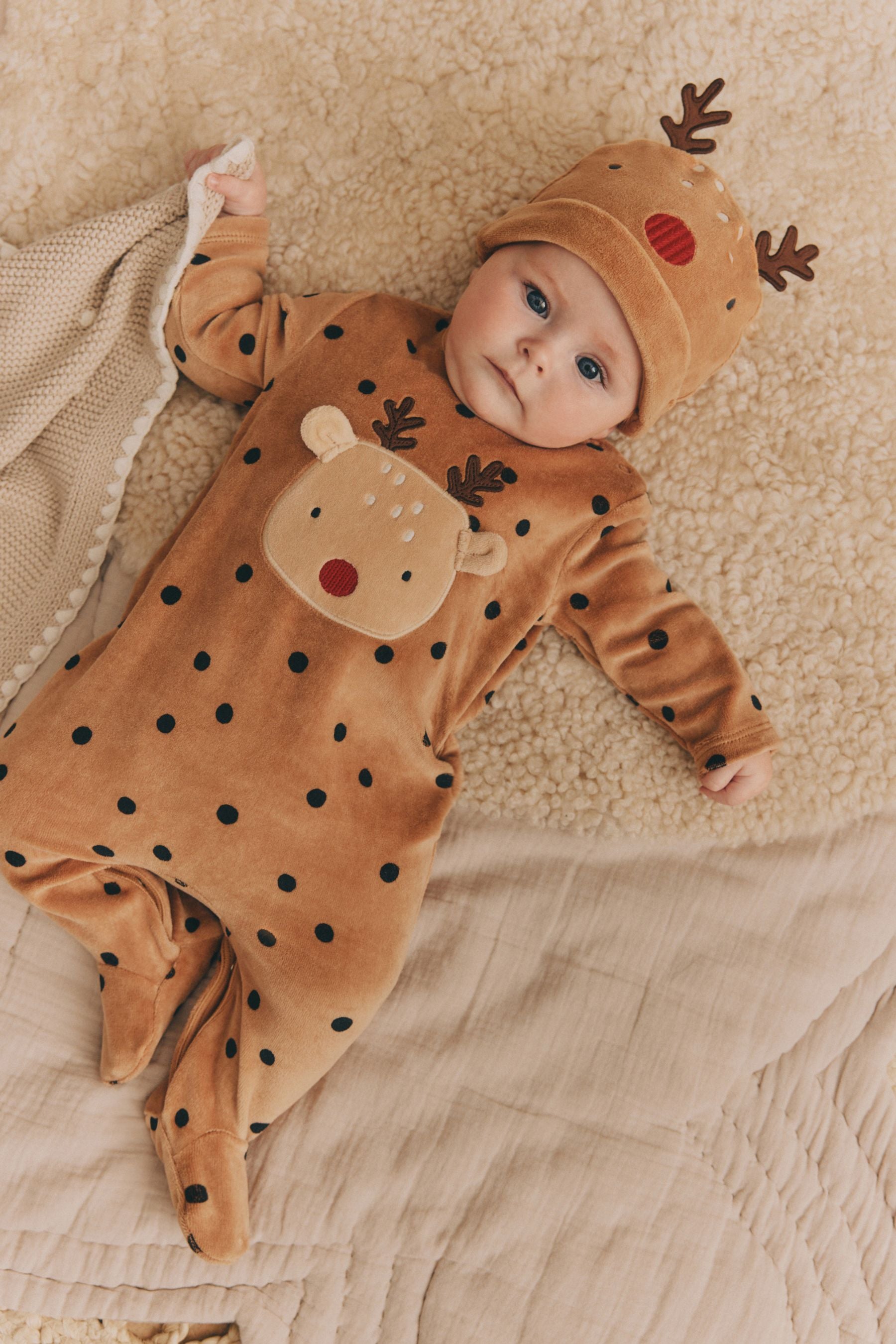 Brown Baby Christmas Pudding Sleepsuit Pack (0mths-2yrs)