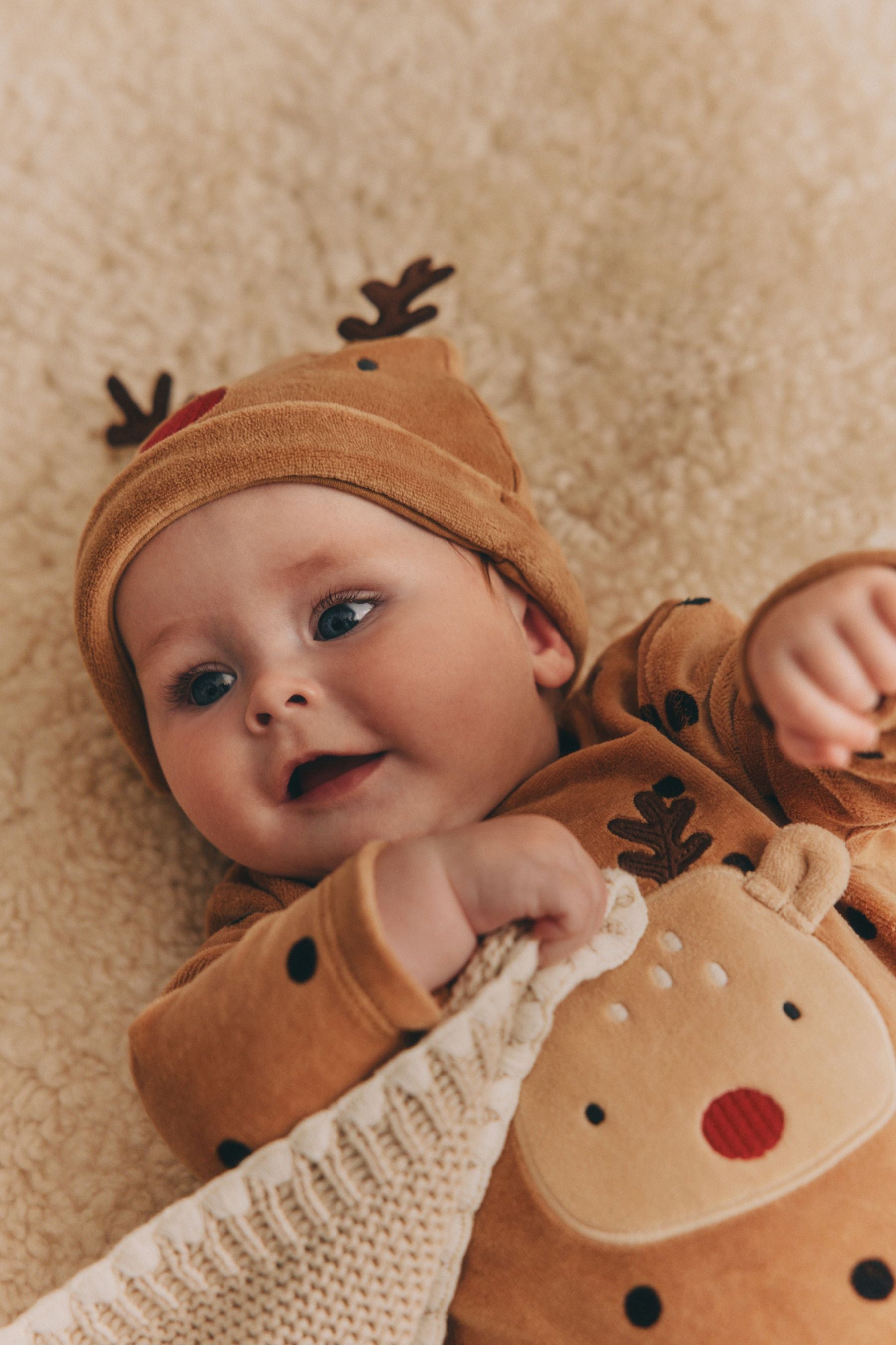 Brown Baby Christmas Pudding Sleepsuit Pack (0mths-2yrs)