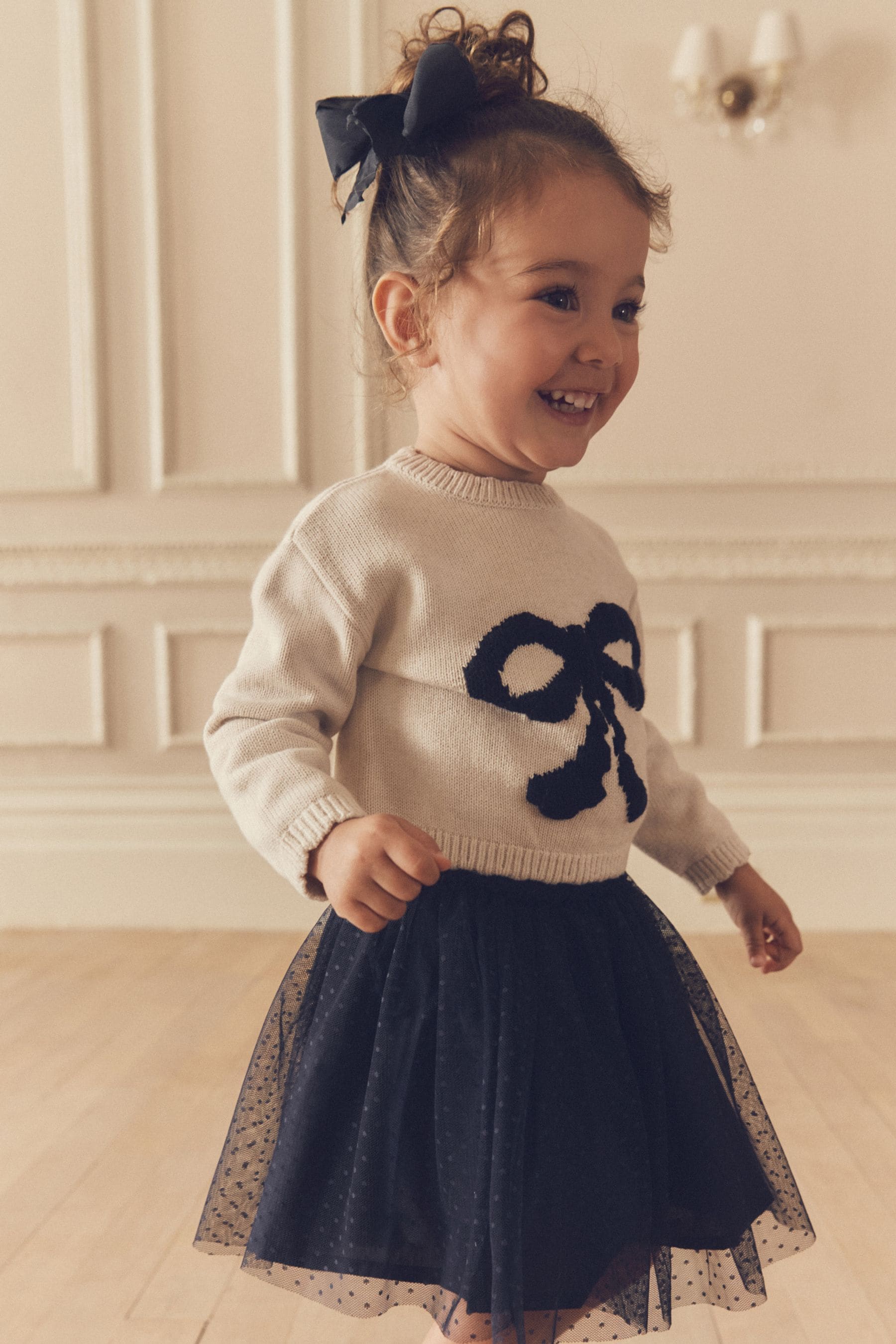 Ecru Bow Jumper & Skirt Set (3mths-7yrs)