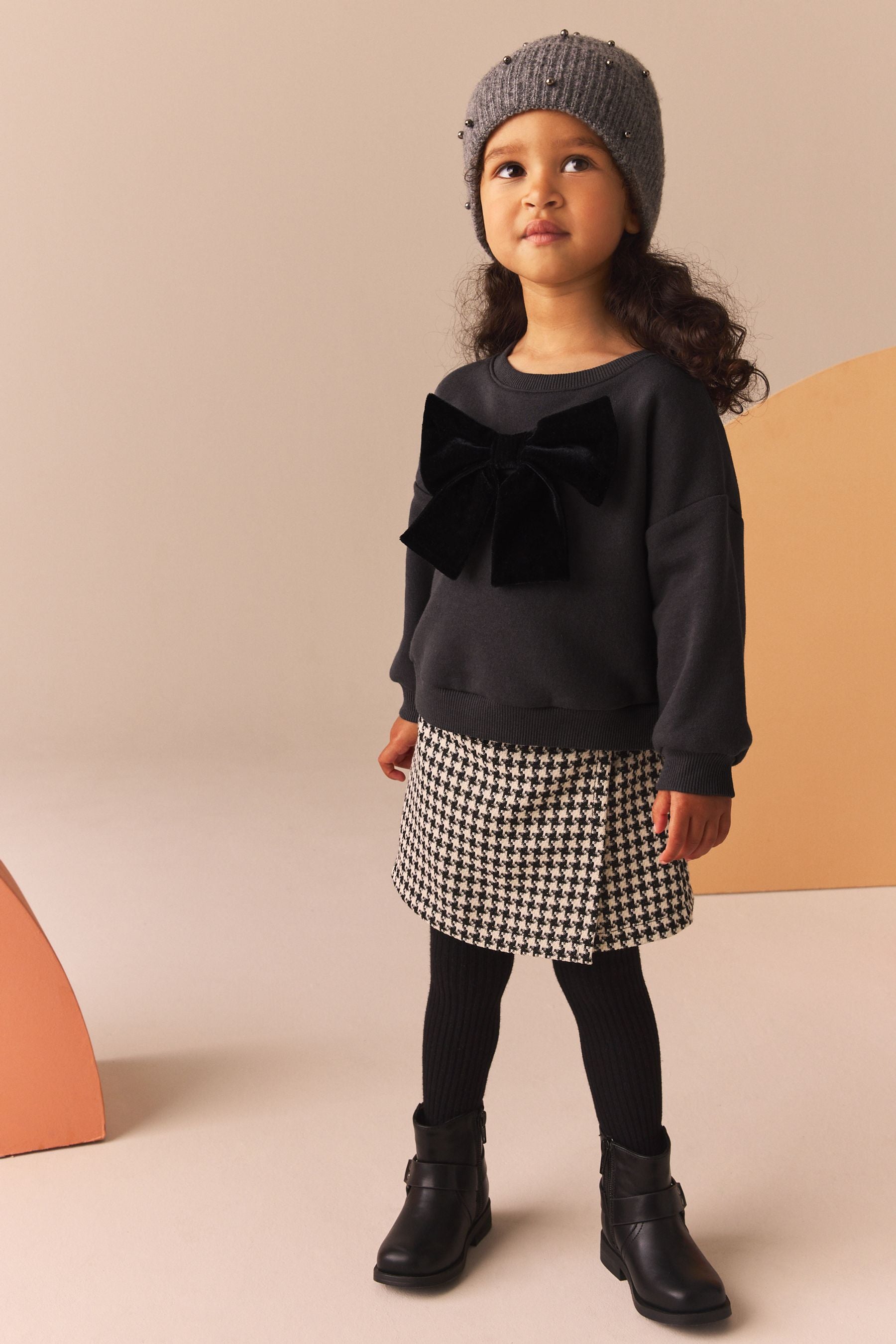 Black Bow Sweatshirt & Skort Set (3mths-7yrs)