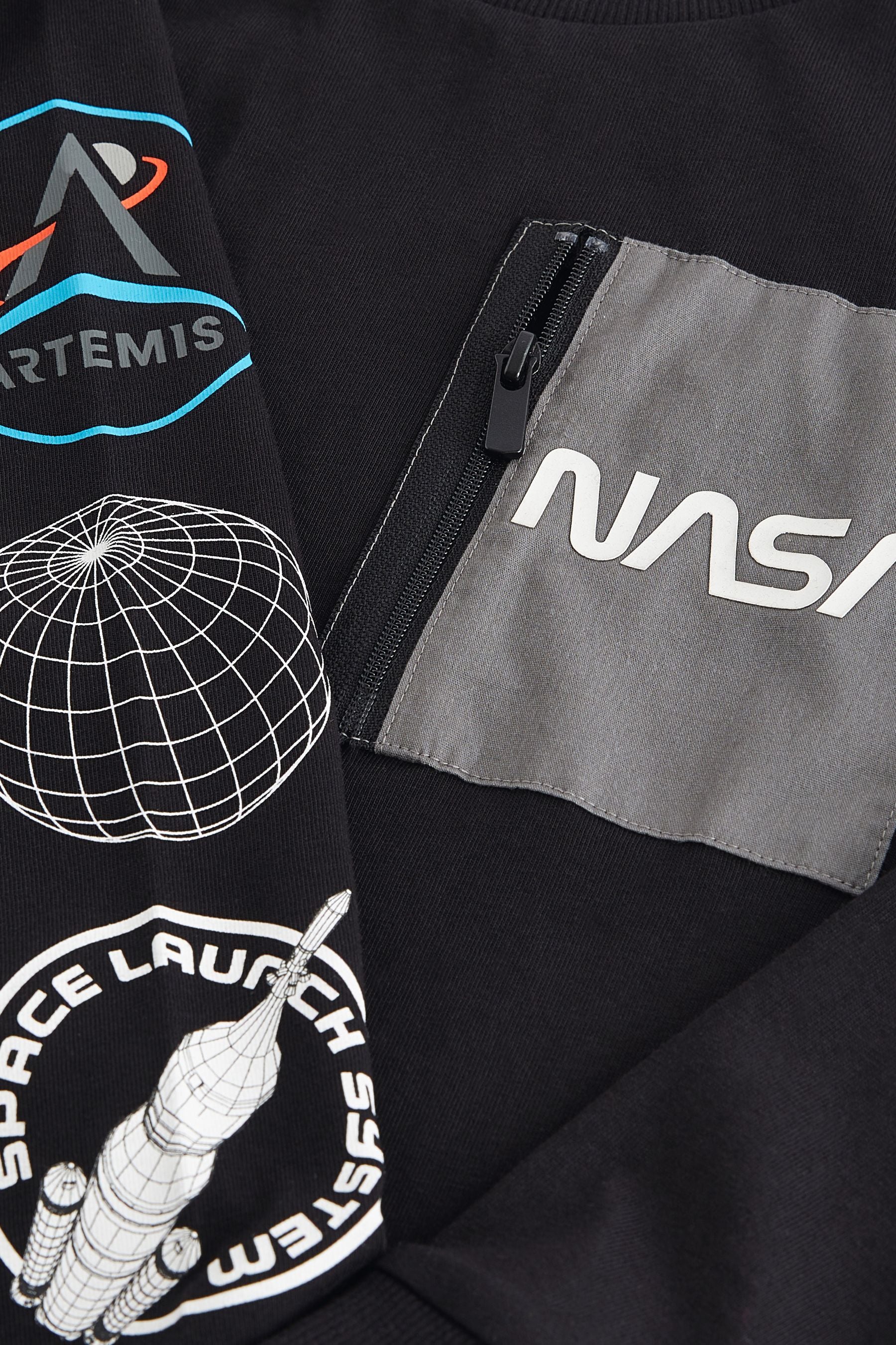 Black Licensed NASA Long Sleeve 100% Cotton T-Shirt (3-16yrs)