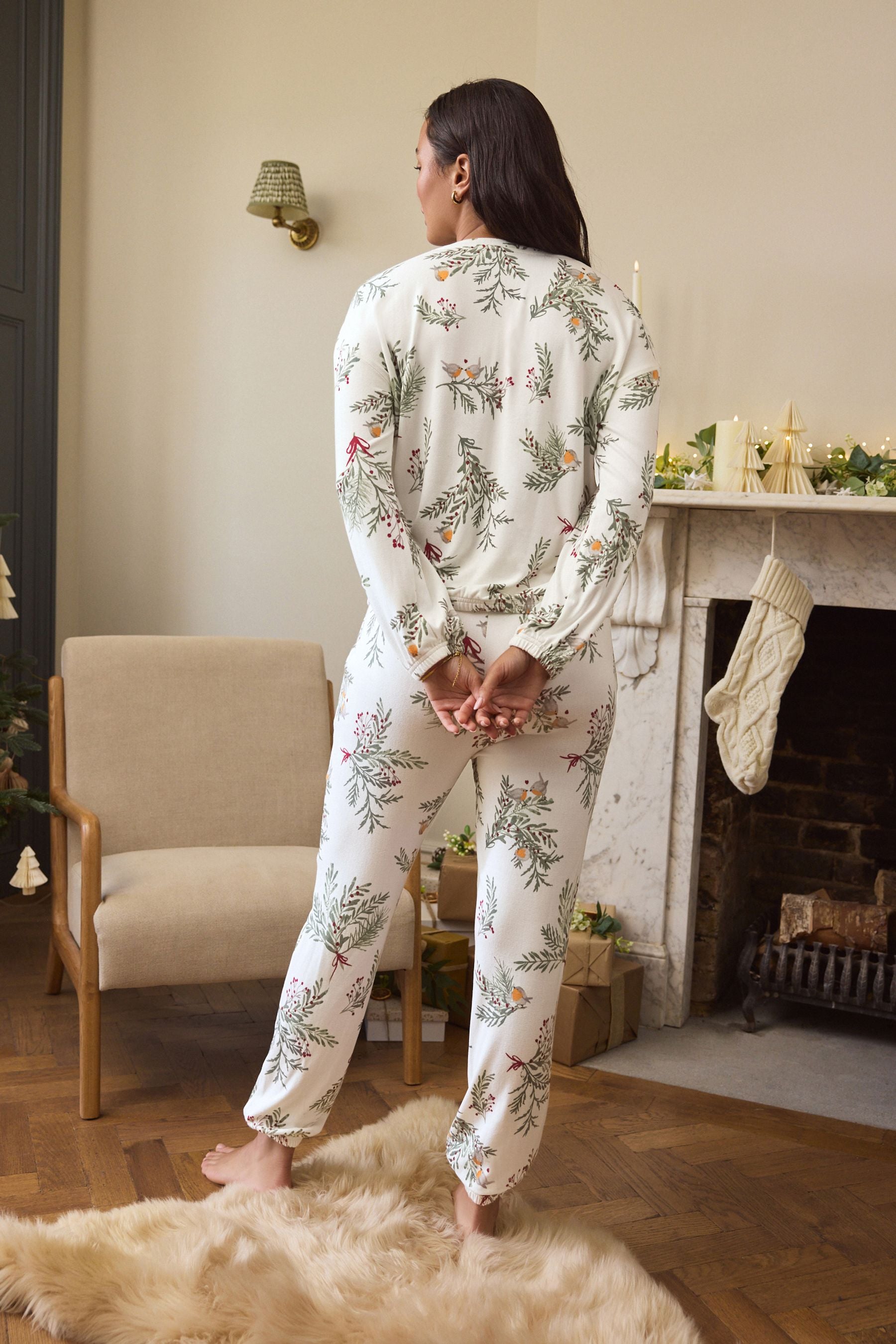 White Robin Cosy Long Sleeve Pyjamas