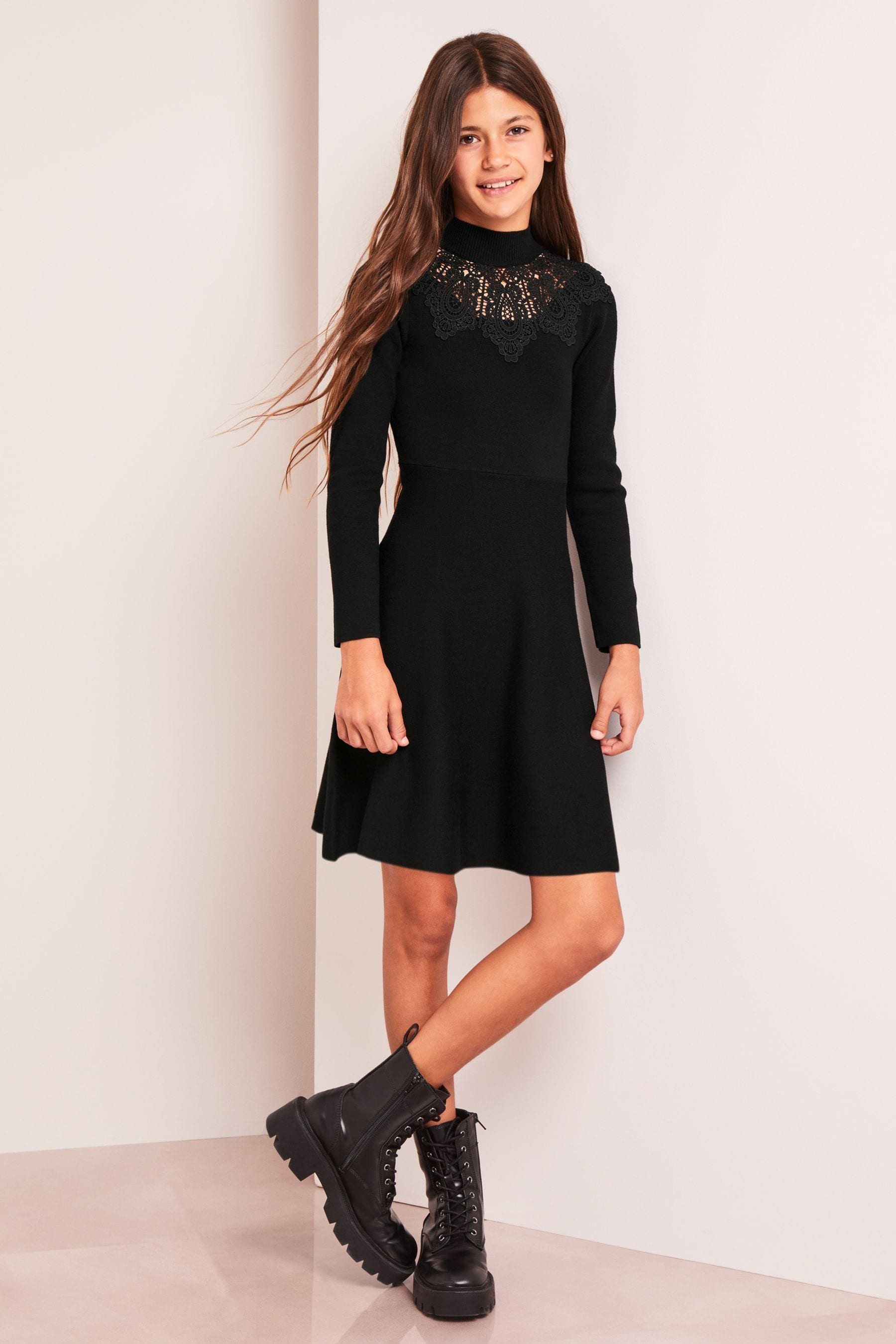 Black Lace Yoke Long Sleeve Knitted Dress