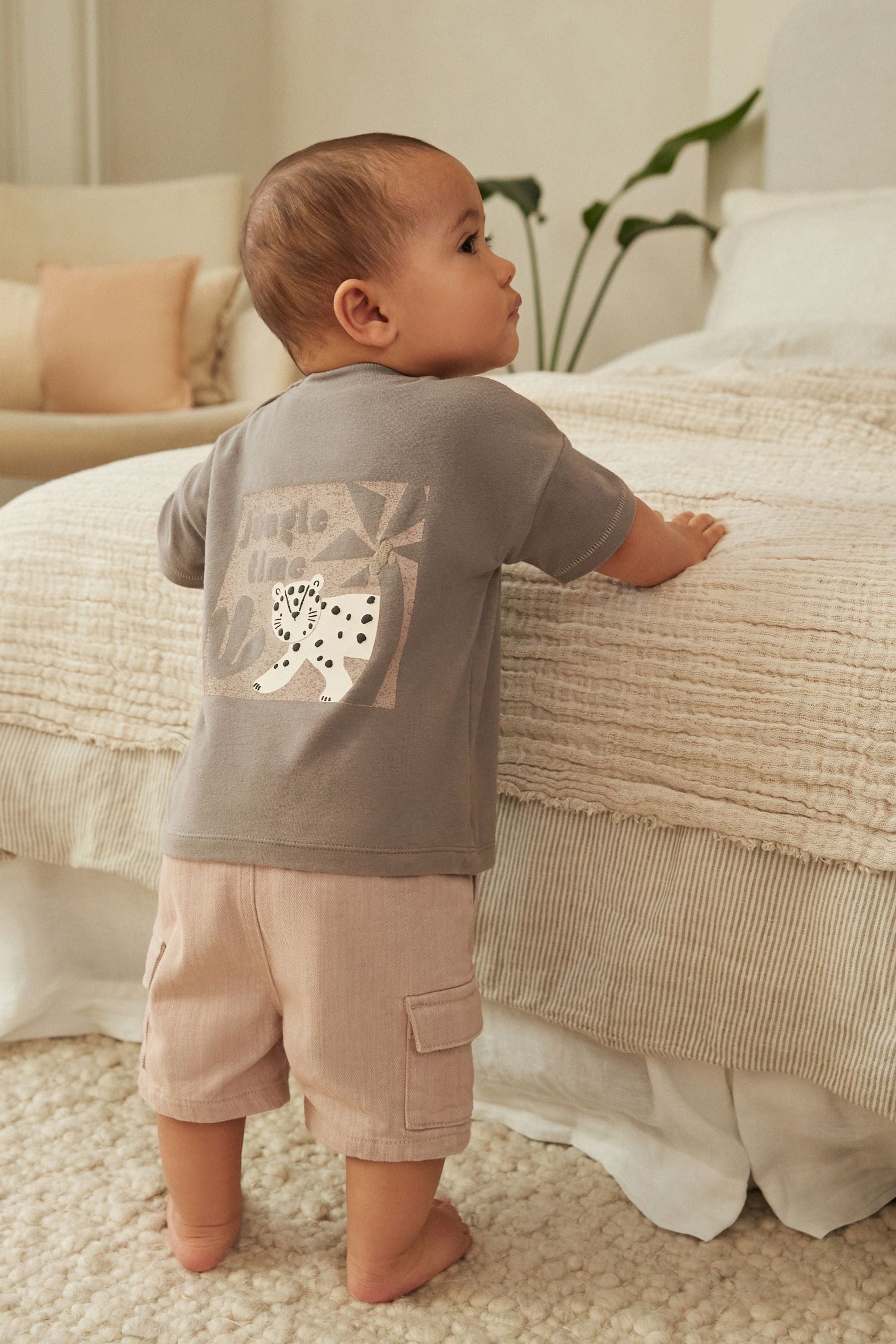 Black/White Cheetah Baby T-Shirt and Shorts 2 Piece Set