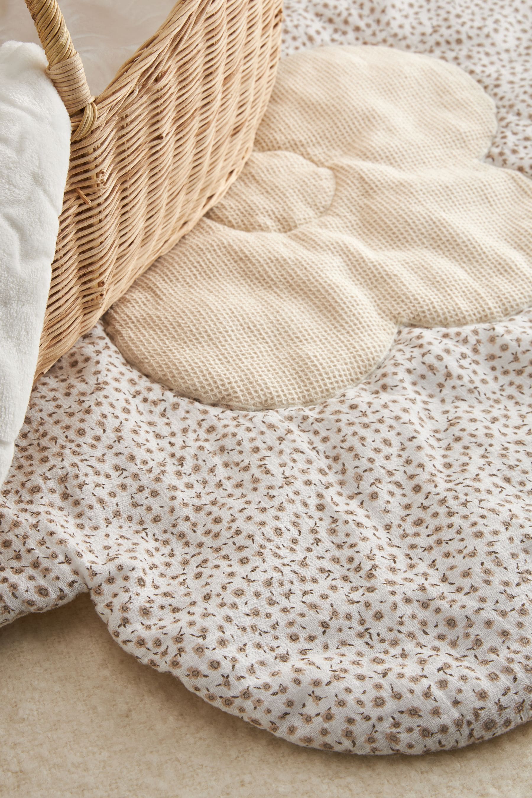 Natural Flower Baby Mat