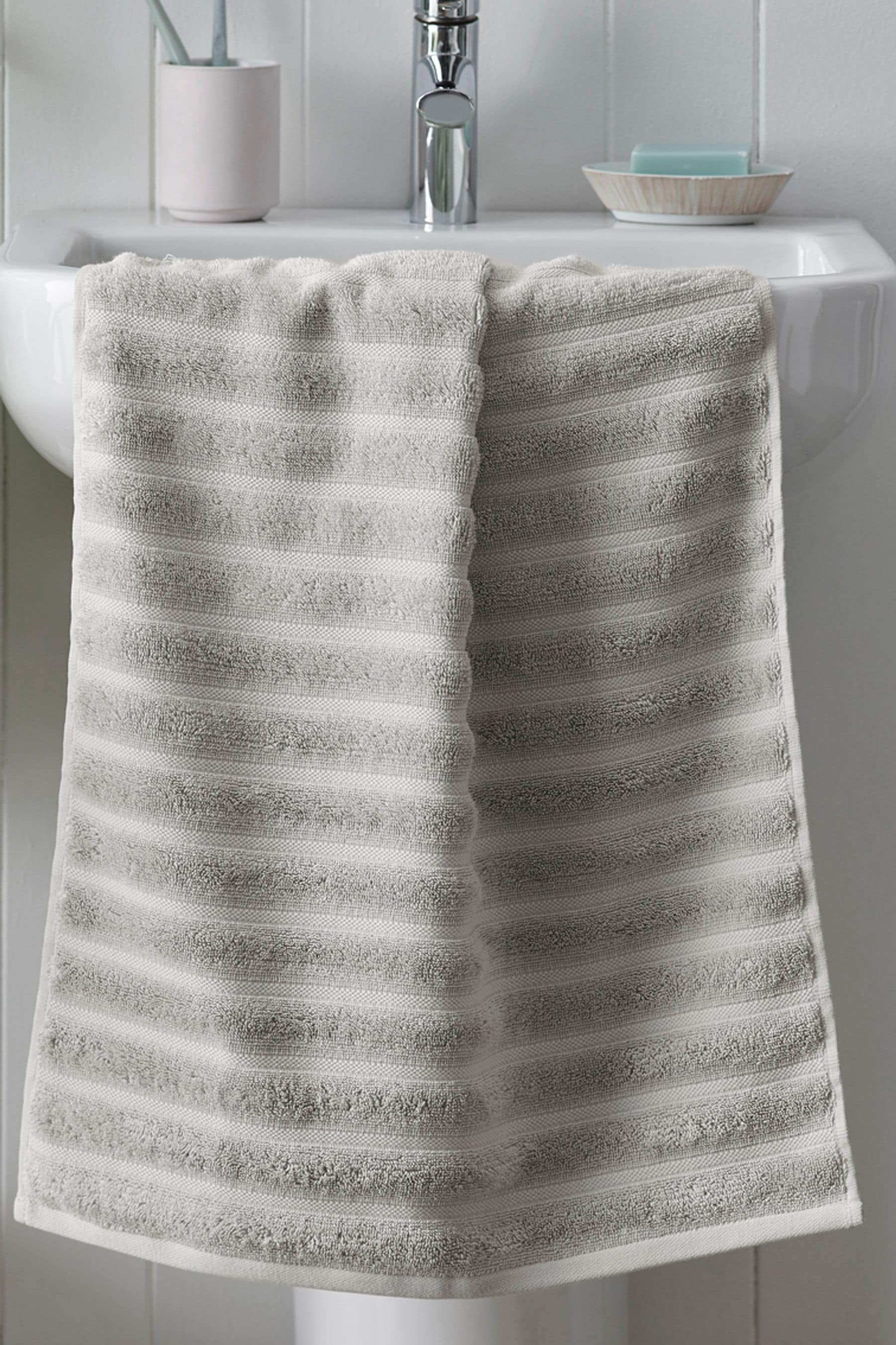 Greige Ribbed Towel with 100% Cotton