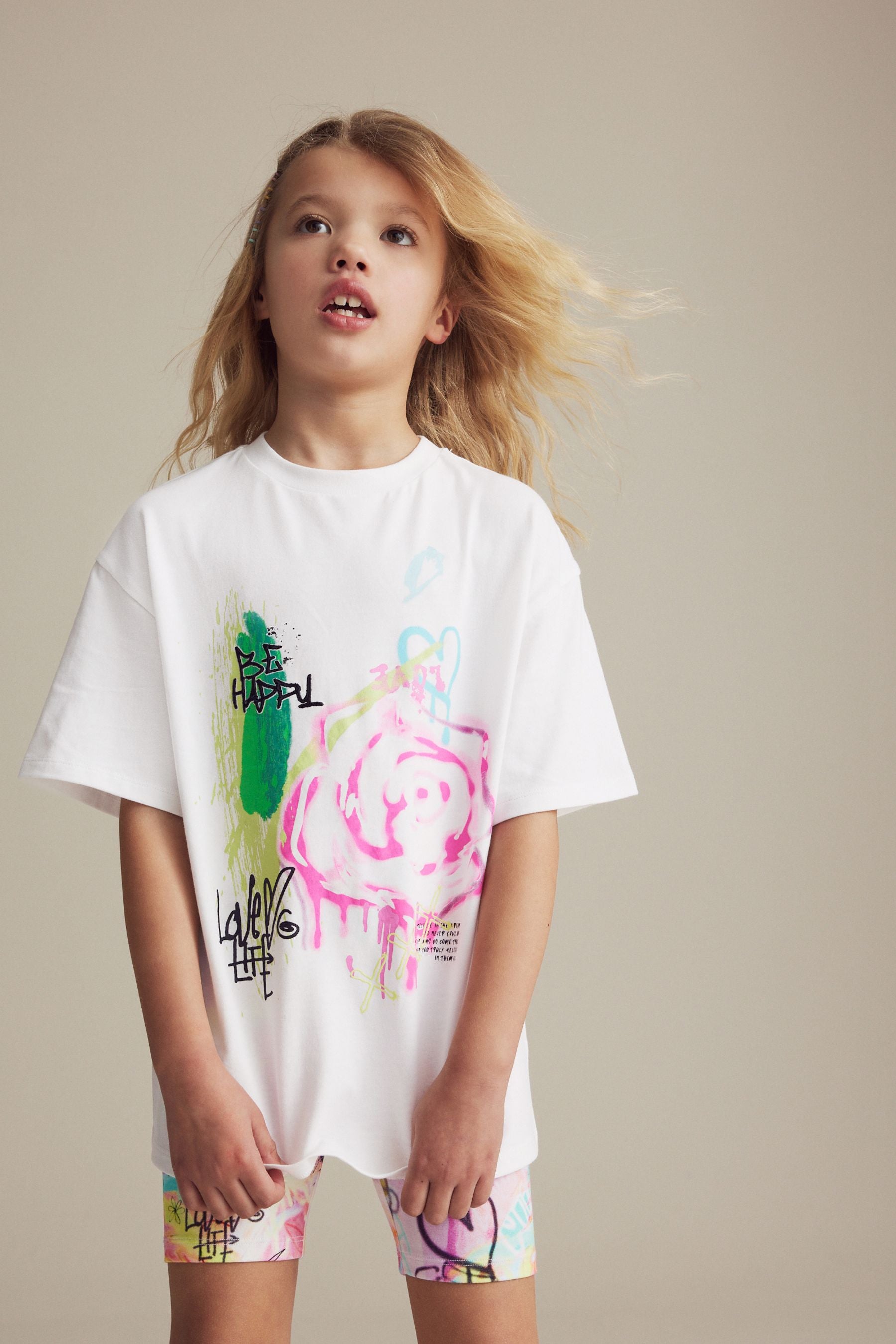 White Graffiti Oversized 100% Cotton T-Shirt and Cycle Shorts Set (3-16yrs)