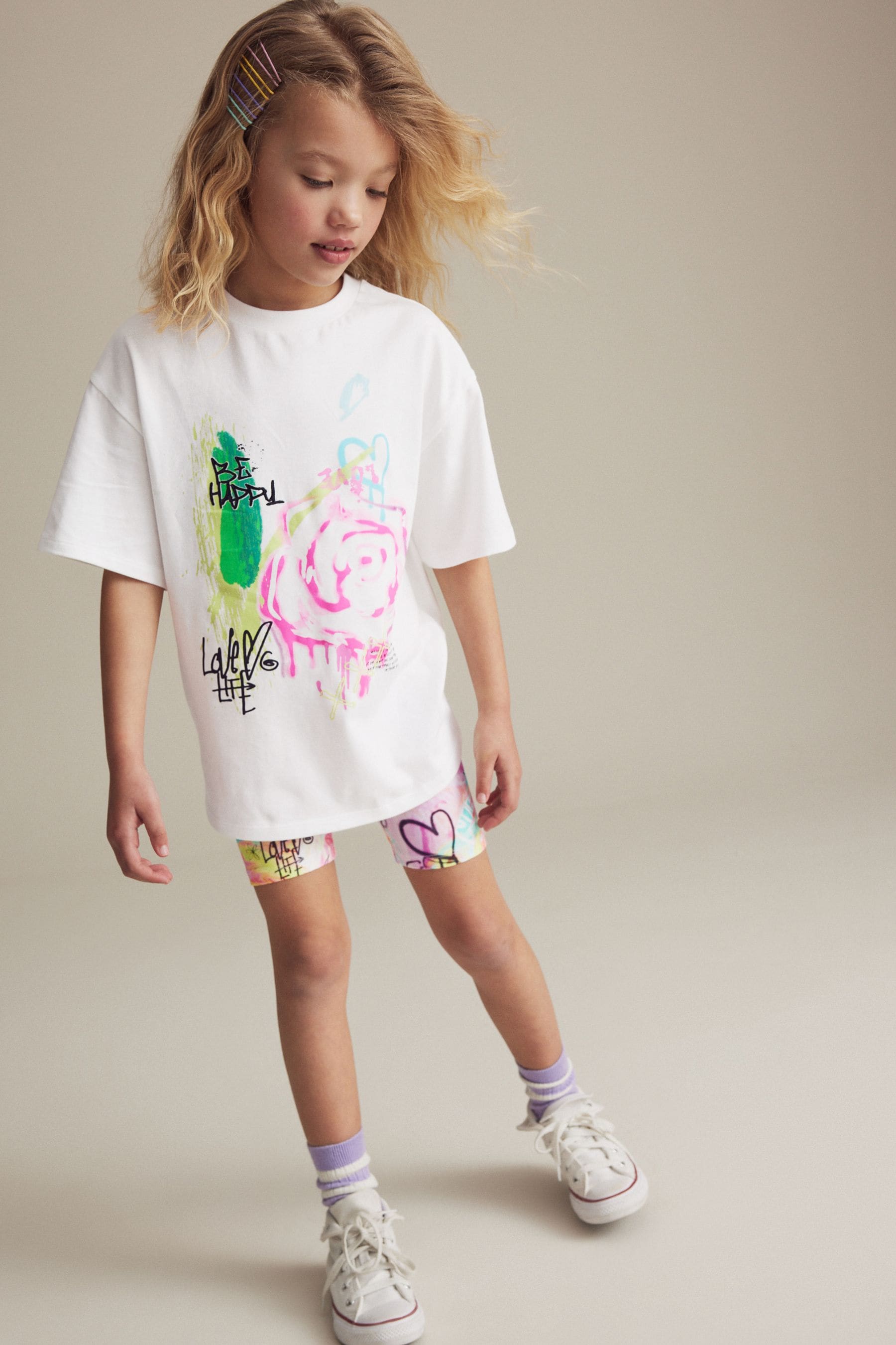 White Graffiti Oversized 100% Cotton T-Shirt and Cycle Shorts Set (3-16yrs)