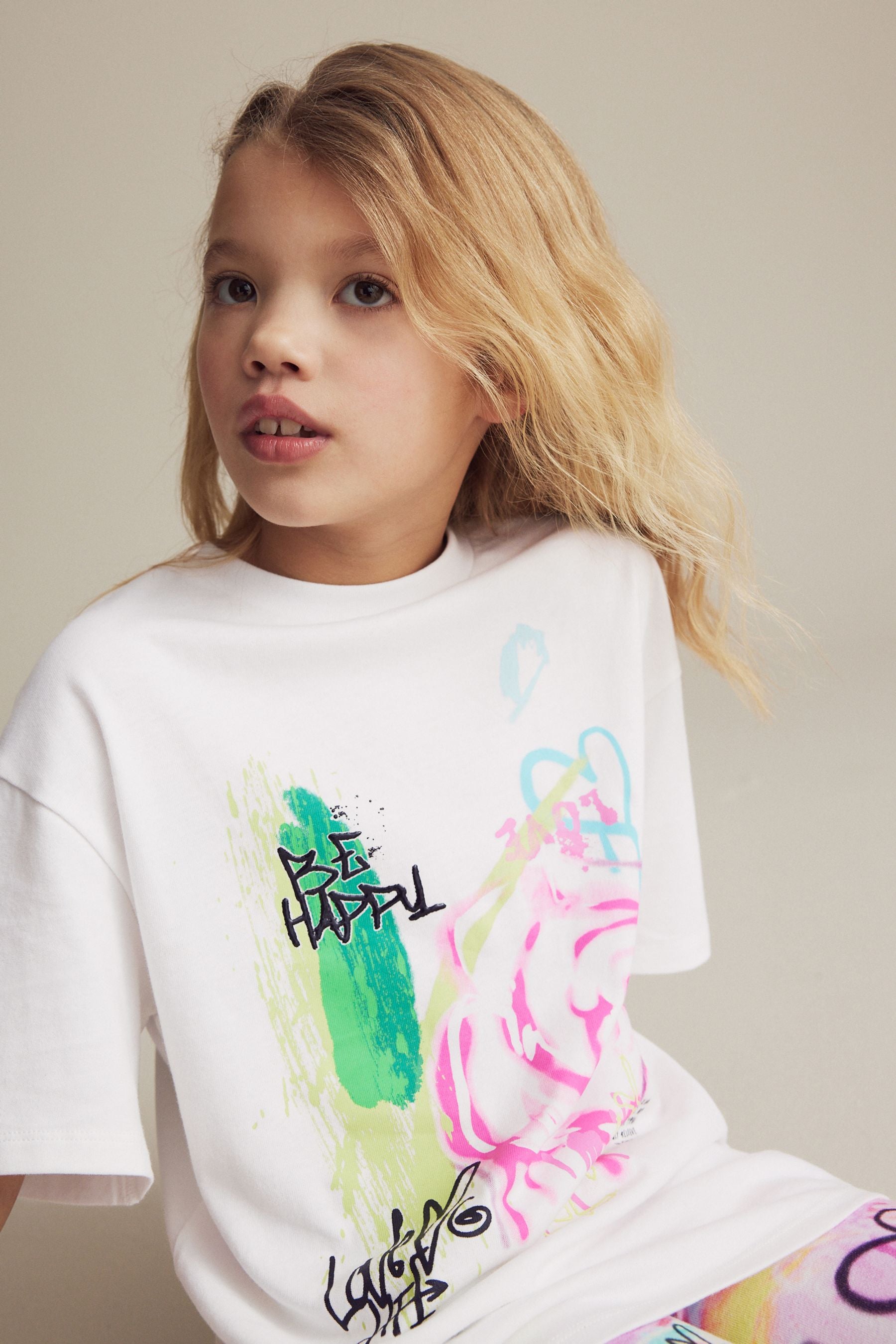 White Graffiti Oversized 100% Cotton T-Shirt and Cycle Shorts Set (3-16yrs)