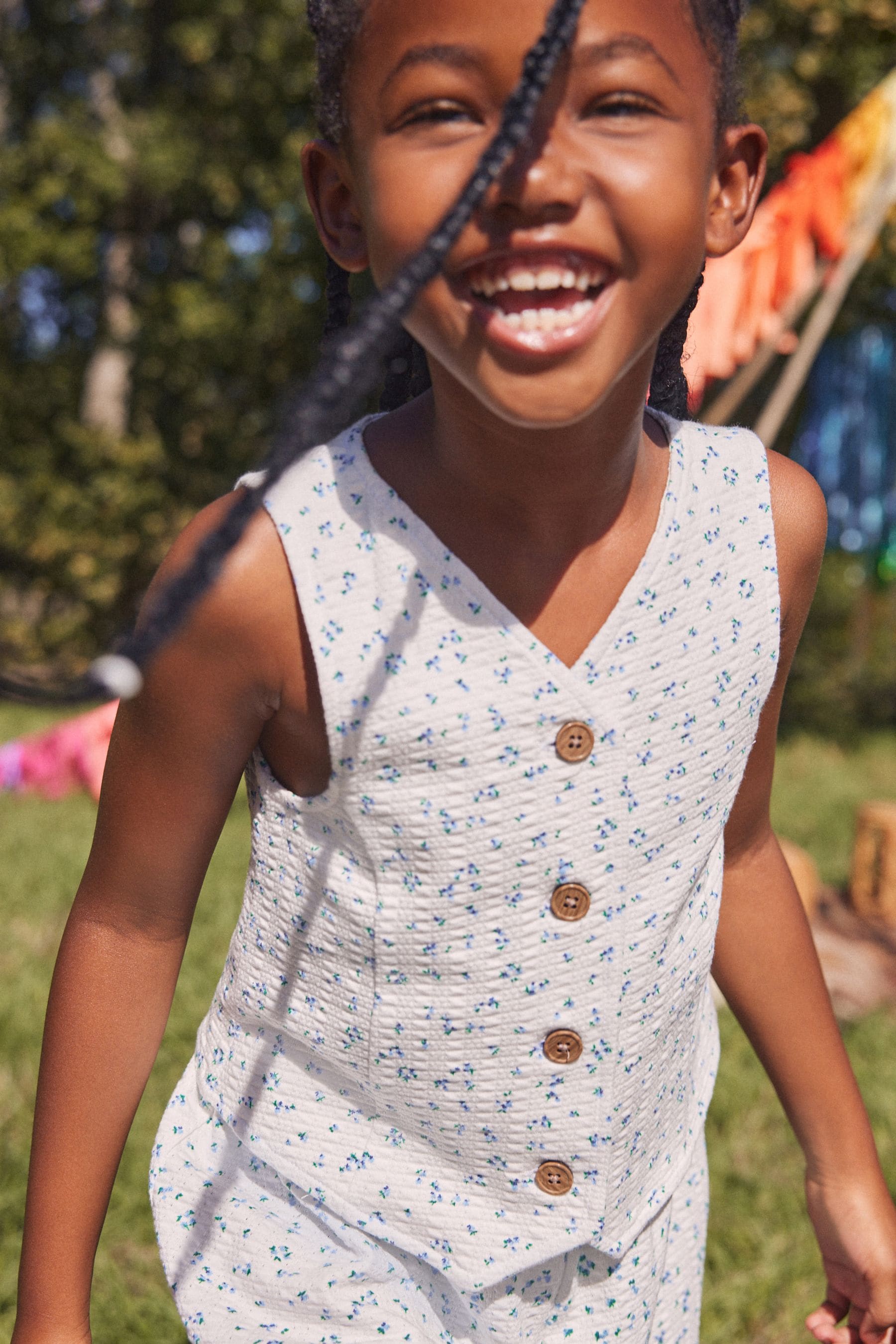 White/Blue Ditsy Floral Waistcoat and Shorts Set (3-16yrs)