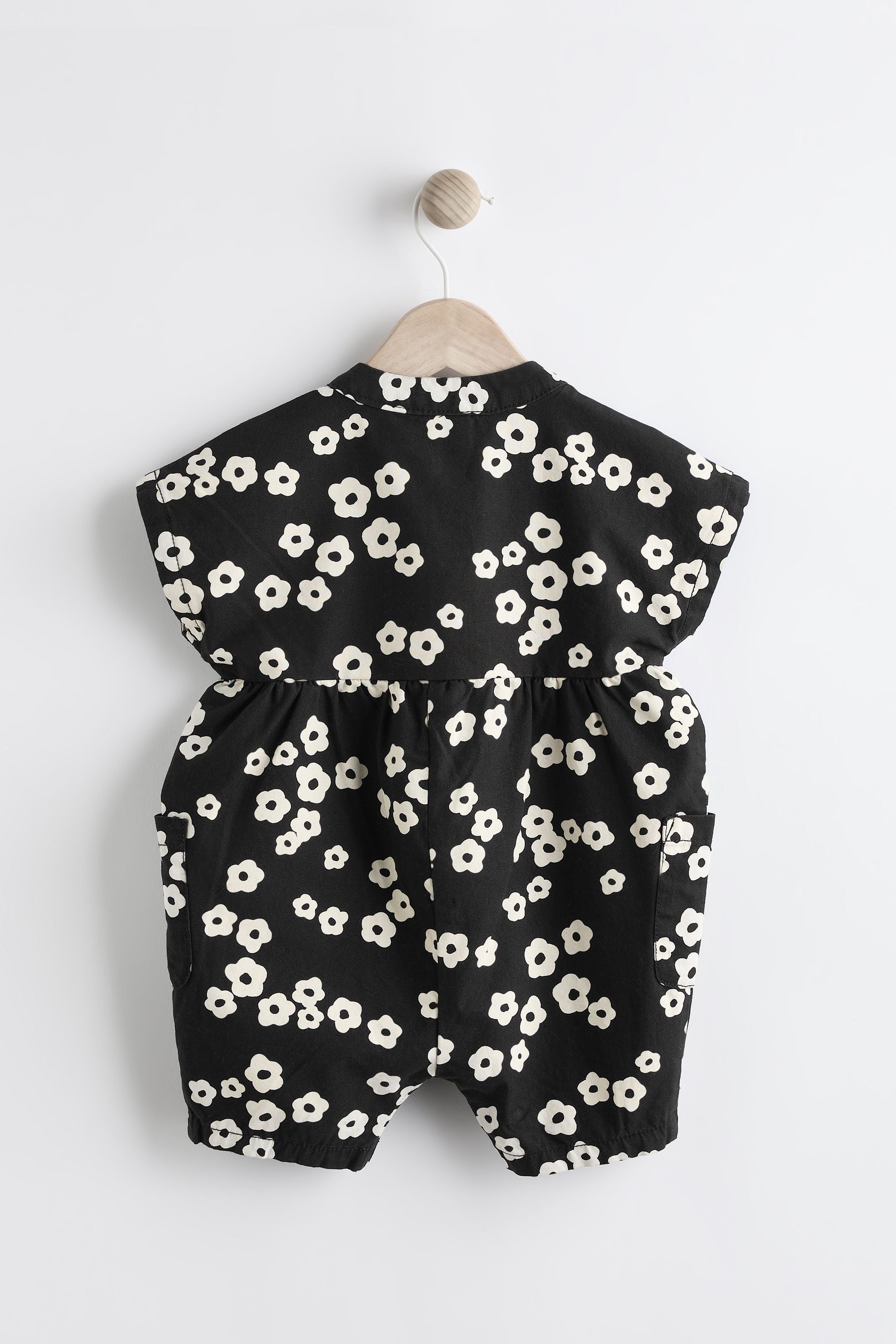 Black/White Flower Baby Romper (0mths-2yrs)