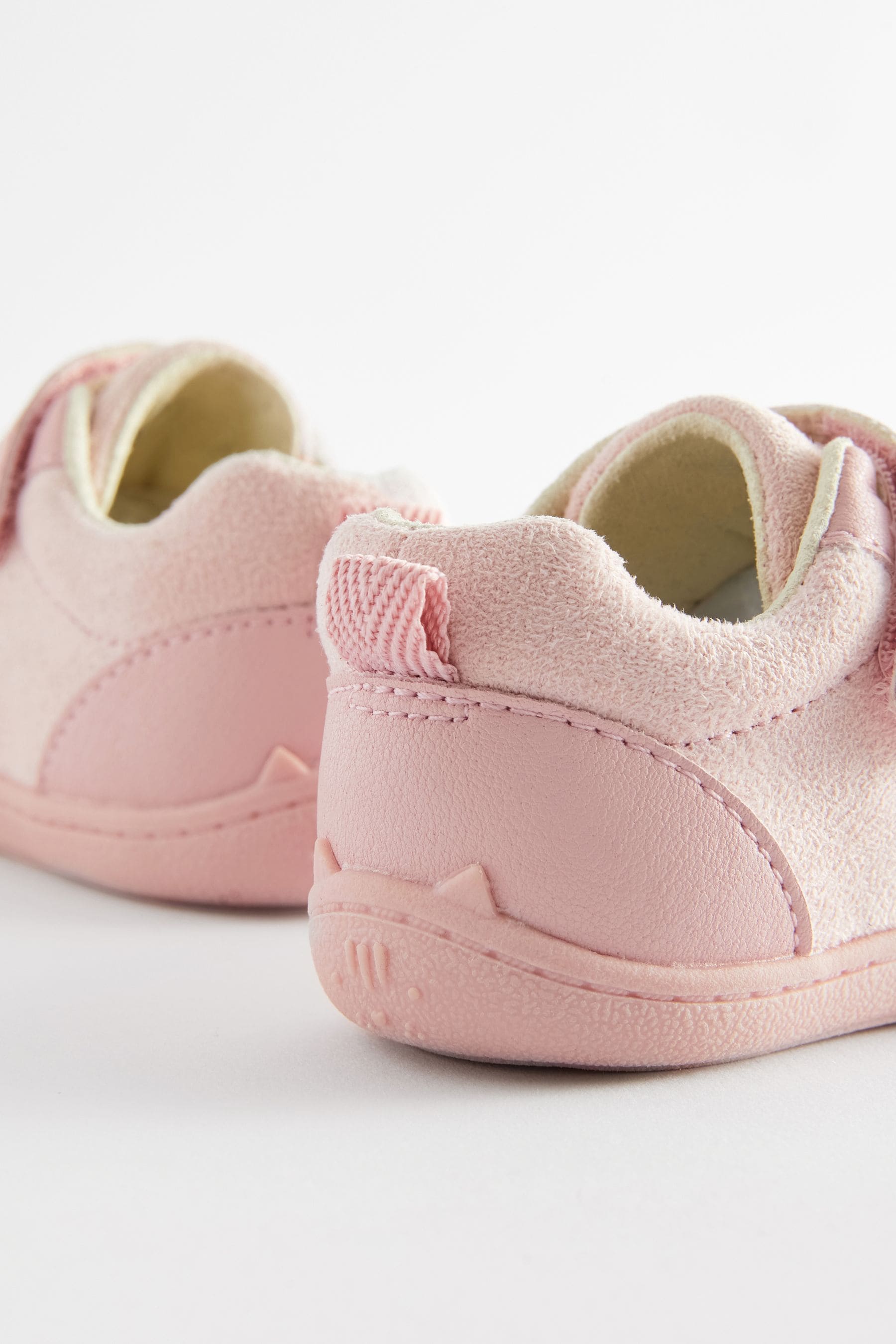 Pink Wide Fit (G) Crawler Trainers