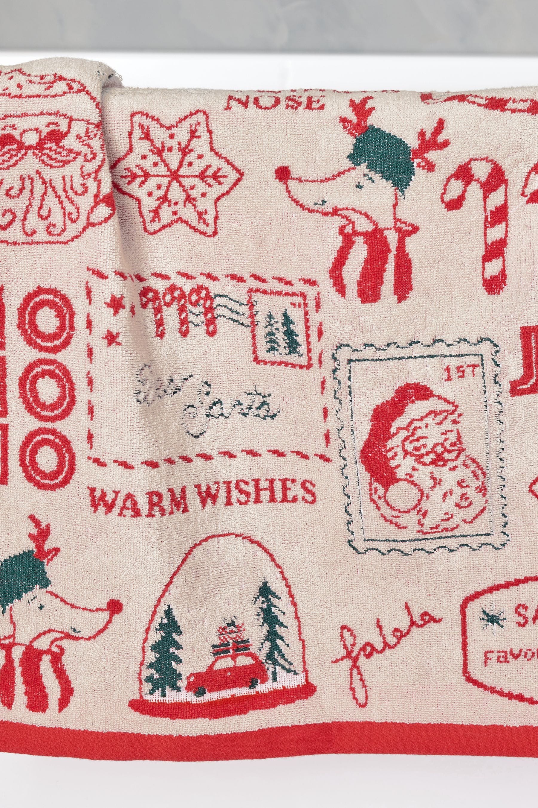 Red Santas Favourites Christmas 100% Cotton Towels