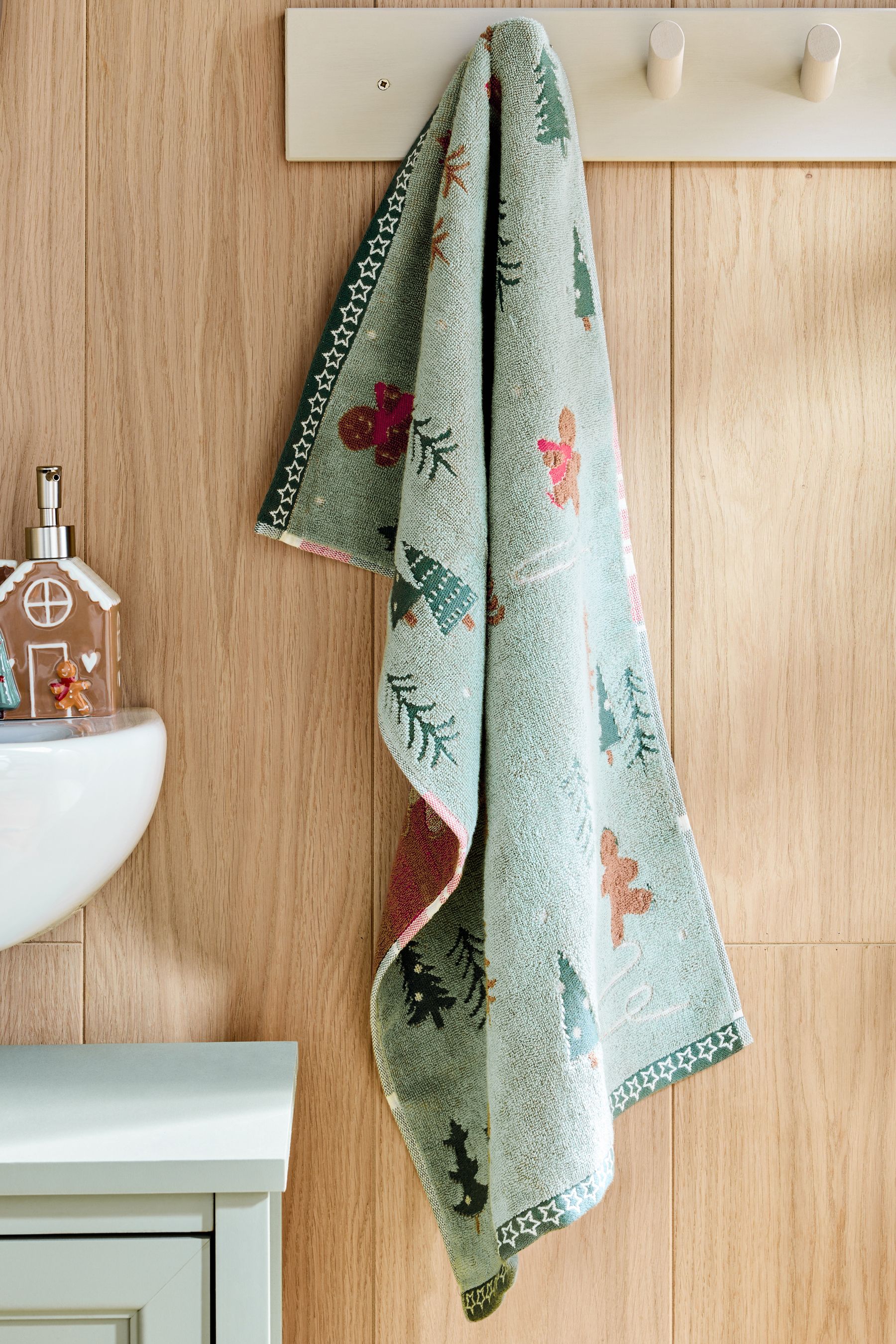 Green Sage Christmas Sage Gingerbread 100% Cotton Towel