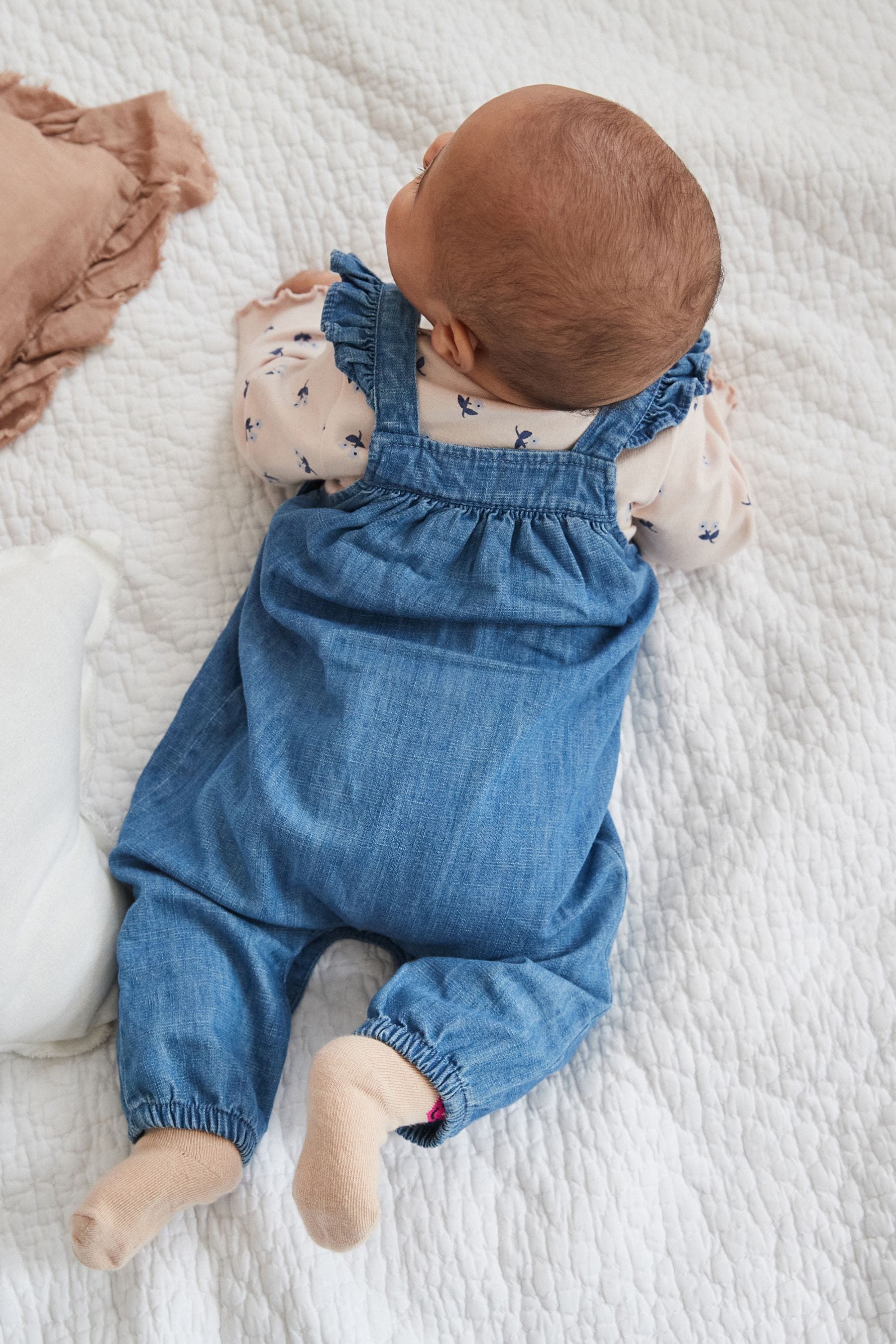 Denim Baby Dungaree and Long Sleeve Bodysuit Set (0mths-2yrs)