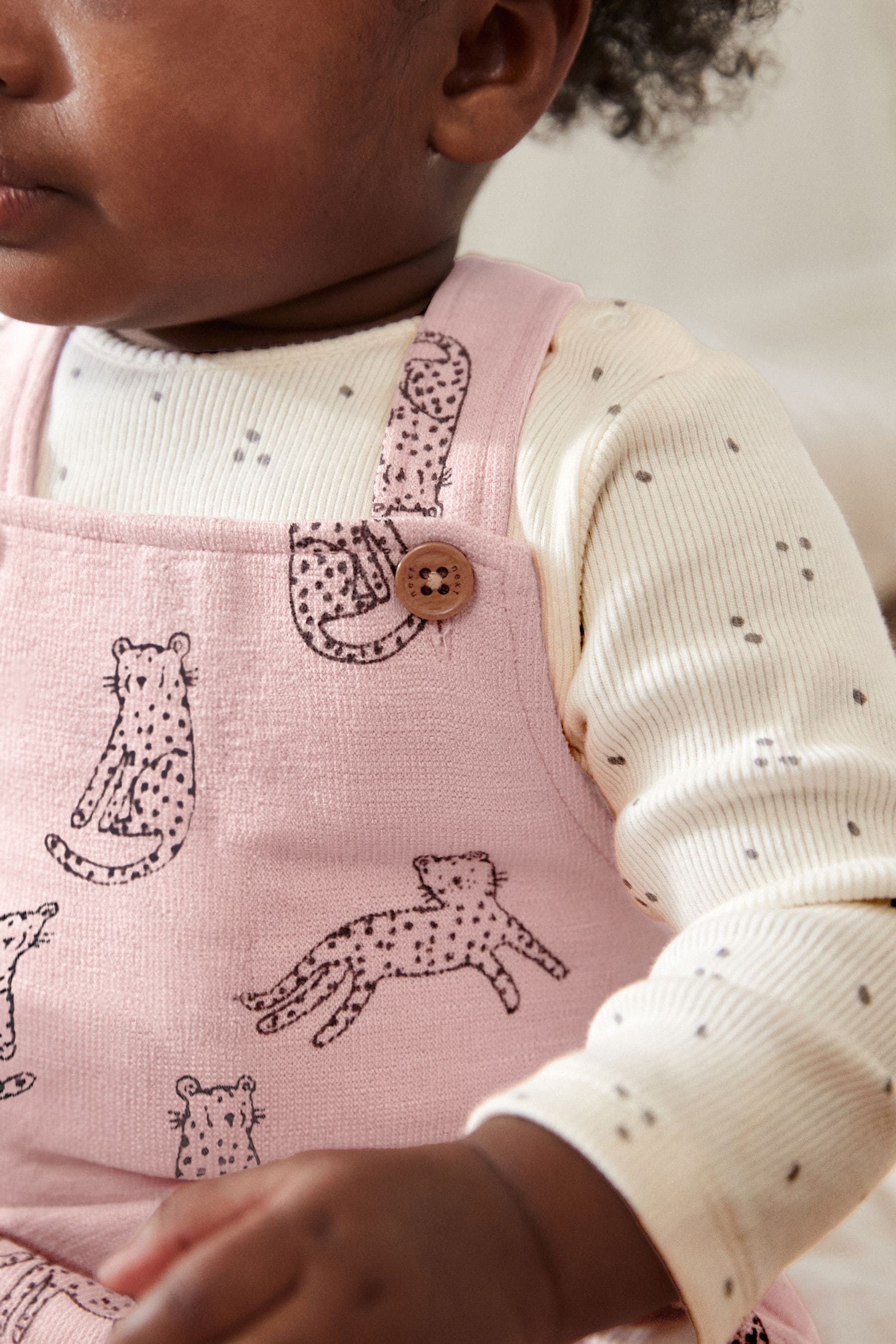 Pink Leopard Baby Jersey Dungarees & Long Sleeve 100% Cotton Bodysuit Set (0mths-2yrs)