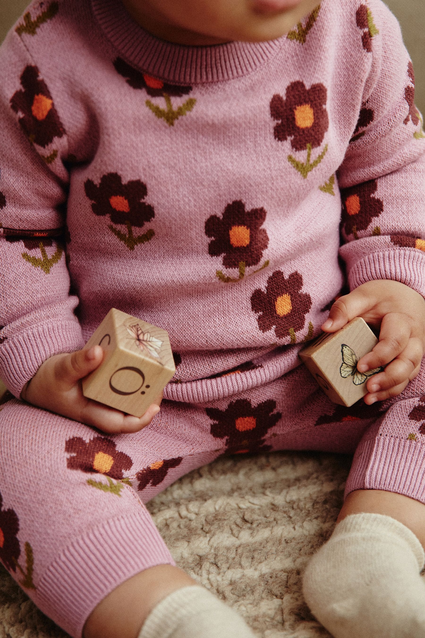 Purple Flower Print Baby Knitted Jumper & Leggings Set (0mths-2yrs)