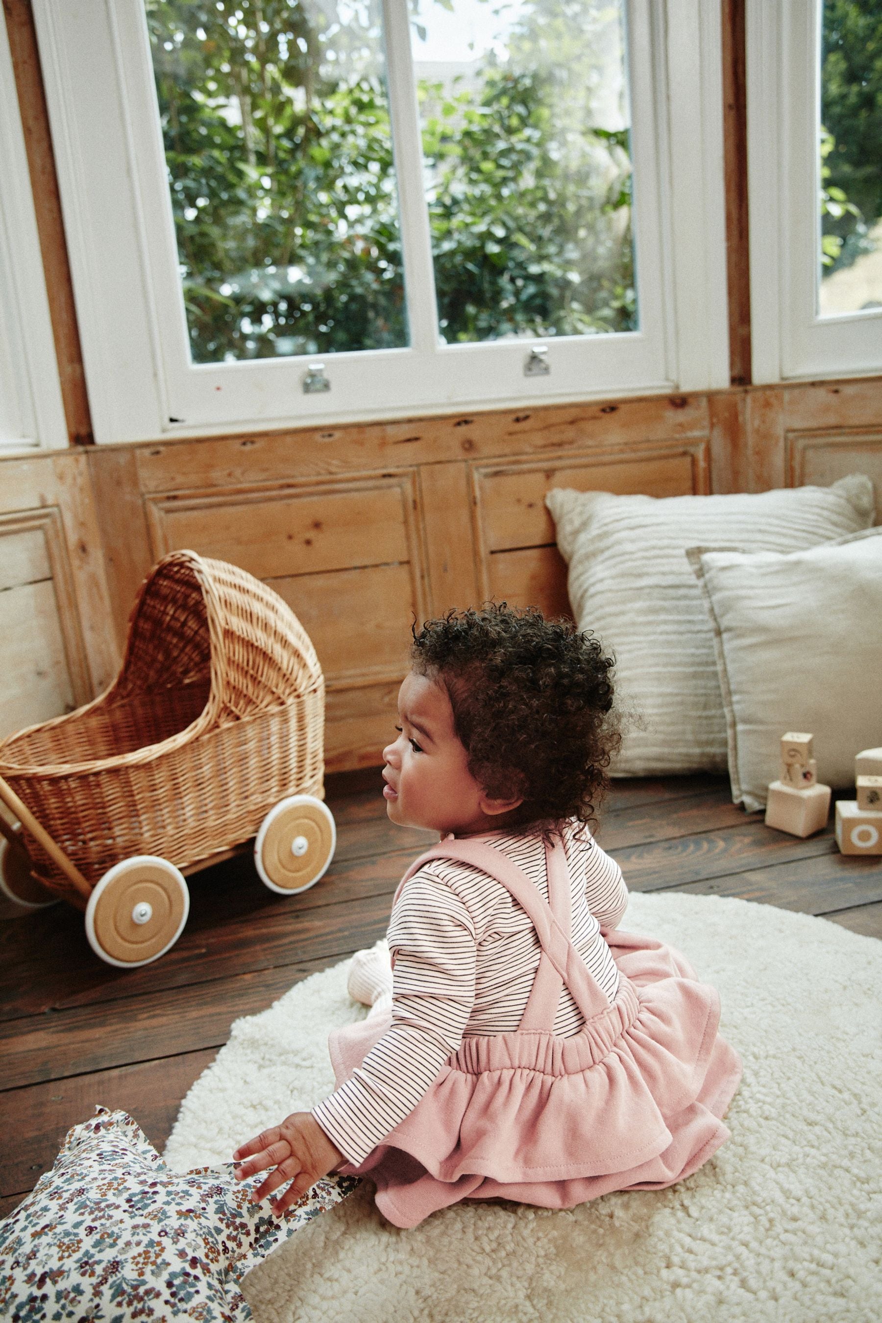 Pink/Monochrome Baby Tiered Skirt Long Sleeve Bodysuit & Tights Set (0mths-2yrs)