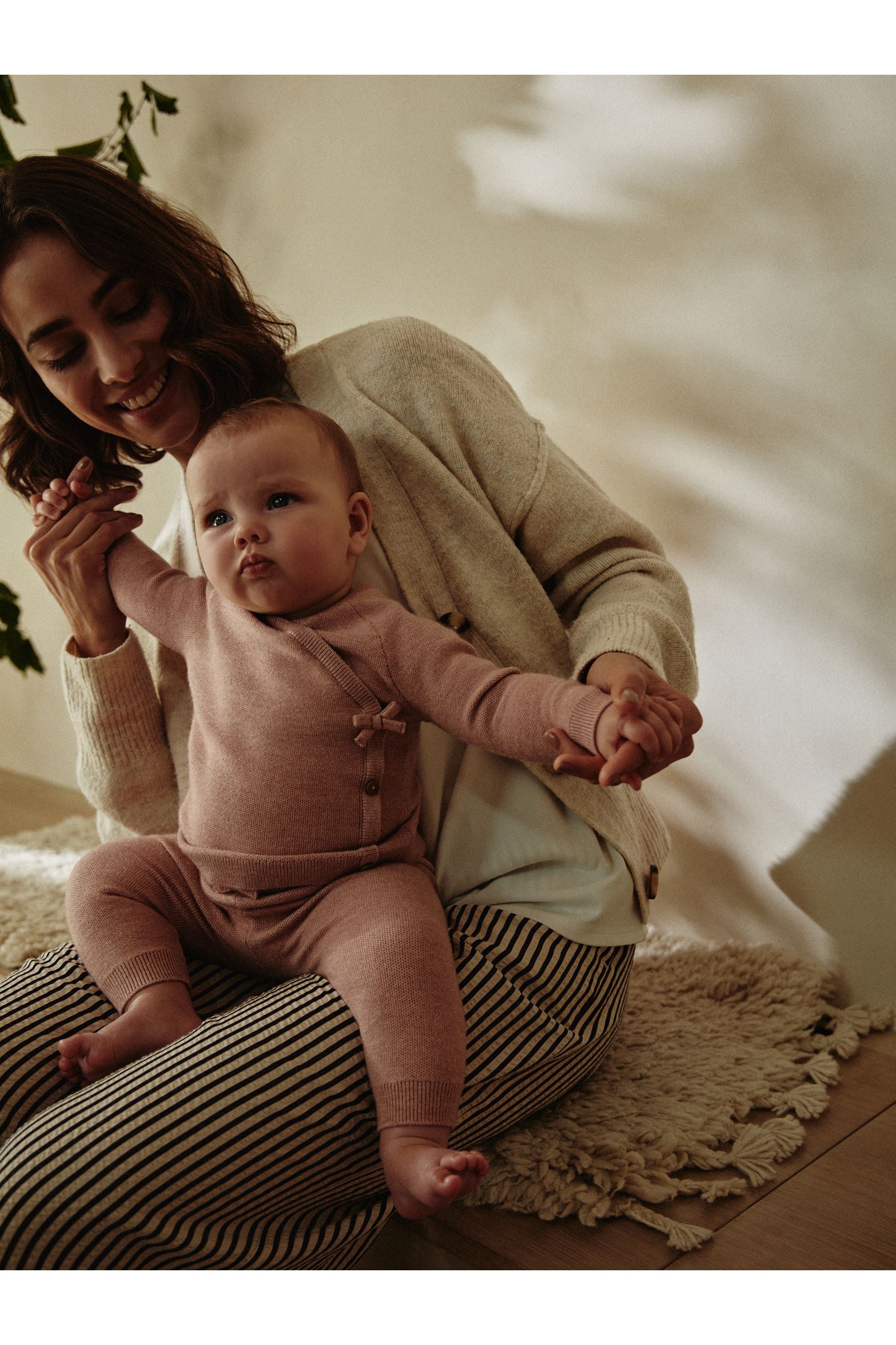 Pink Baby Knitted Wrap 2 Piece Set (0mths-2yrs)