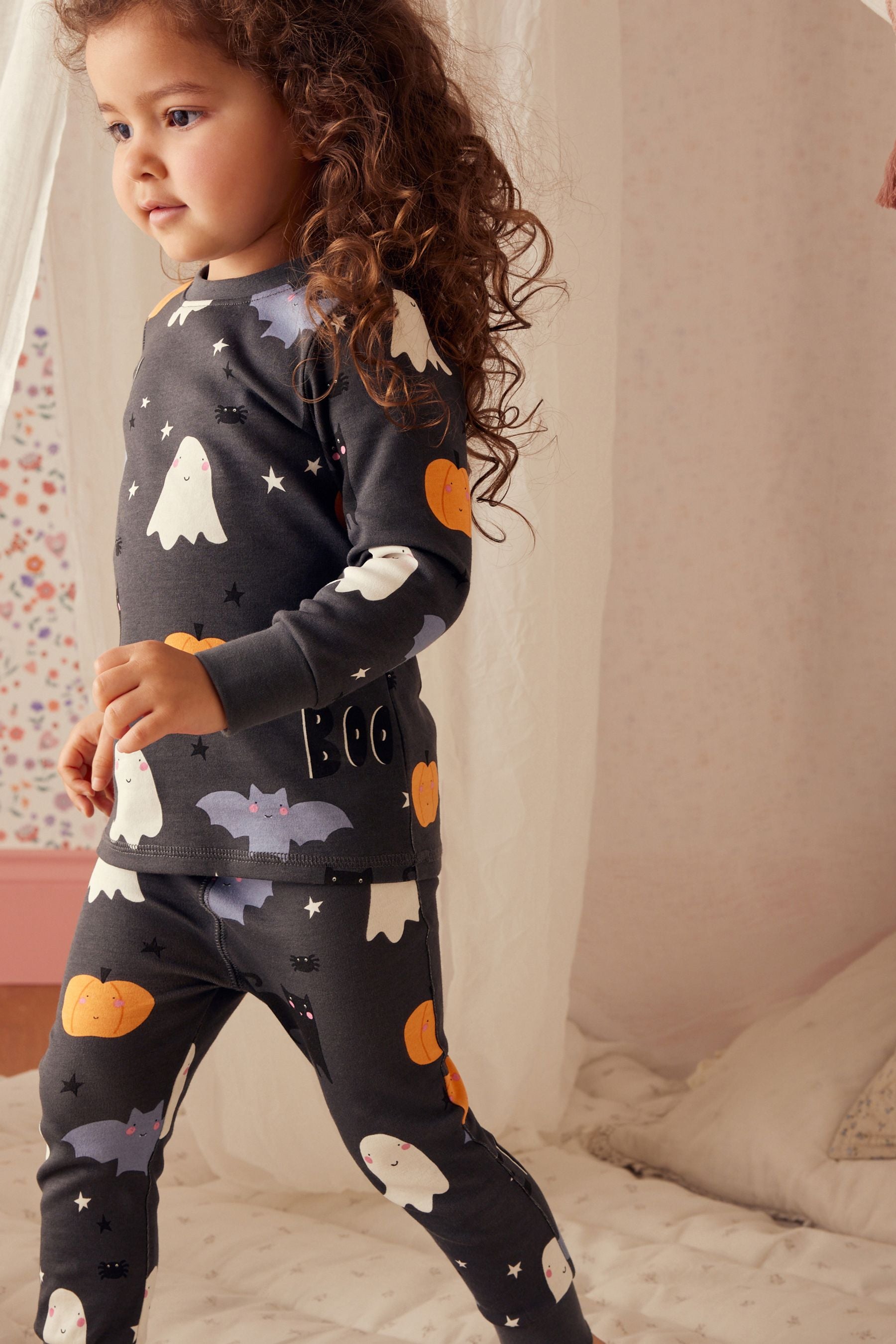 Charcoal Grey Ghost Pumpkin Halloween Pyjamas (9mths-12yrs)