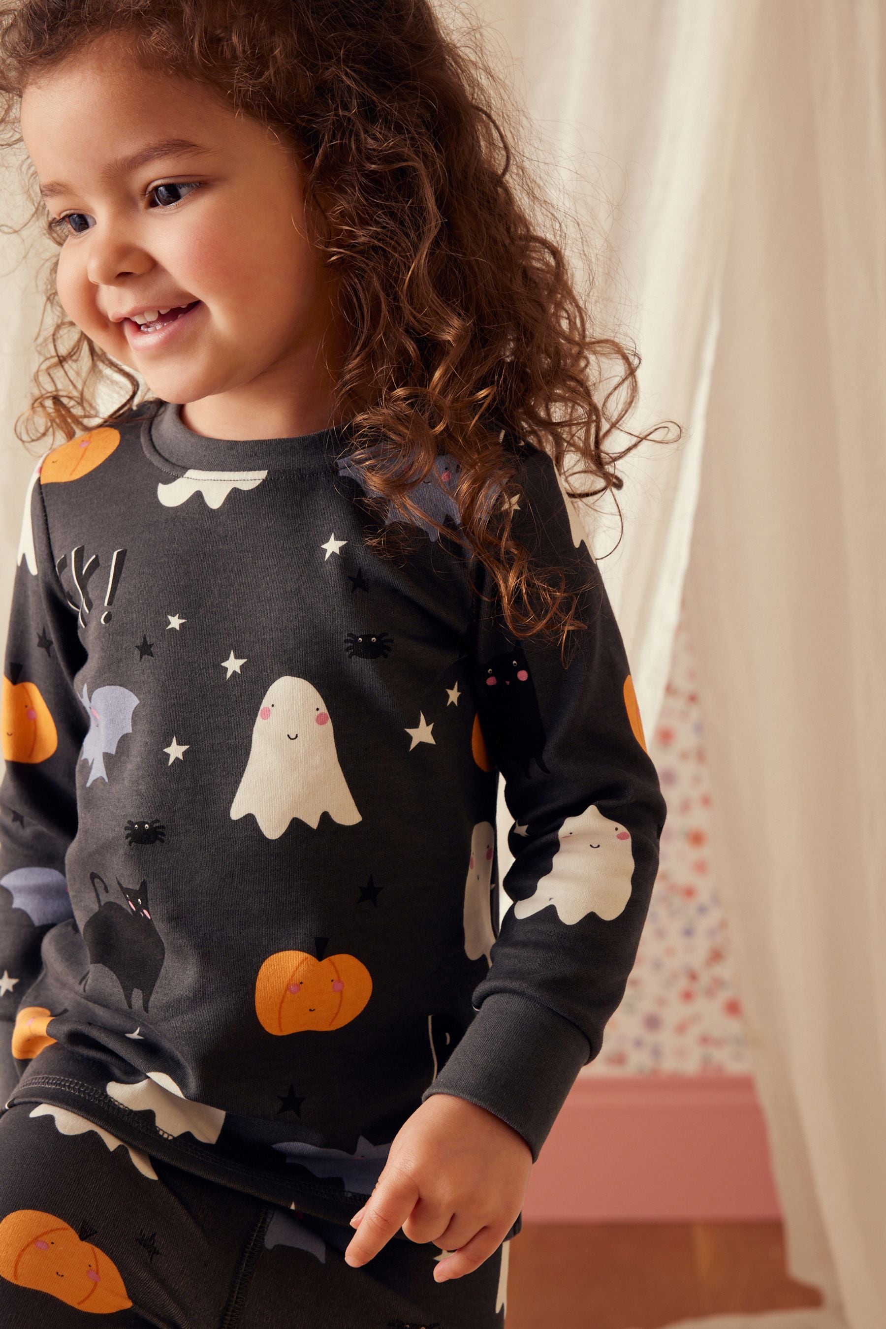 Charcoal Grey Ghost Pumpkin Halloween Pyjamas (9mths-12yrs)