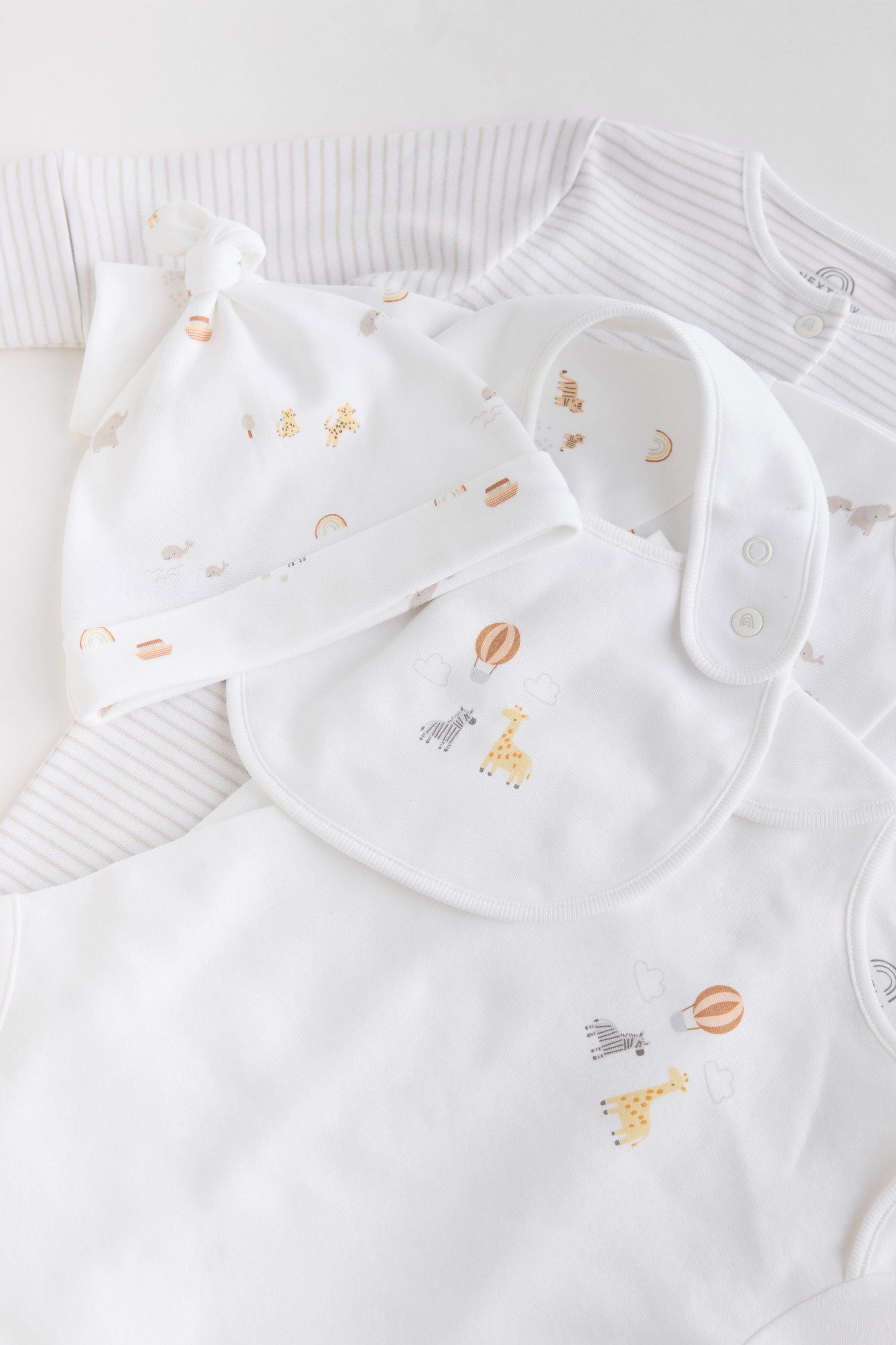 White Organic Cotton Baby 5 Piece Set (0-9mths)