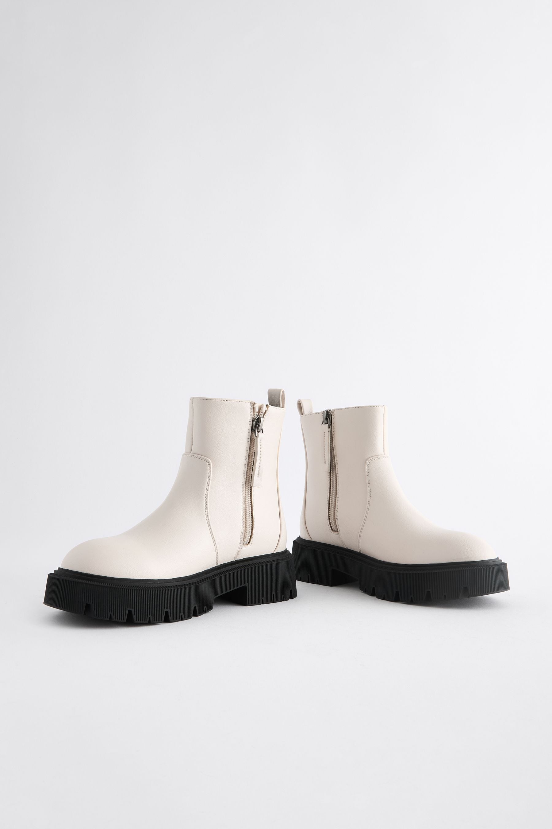 White Standard Fit (F) Chunky Chelsea Boots