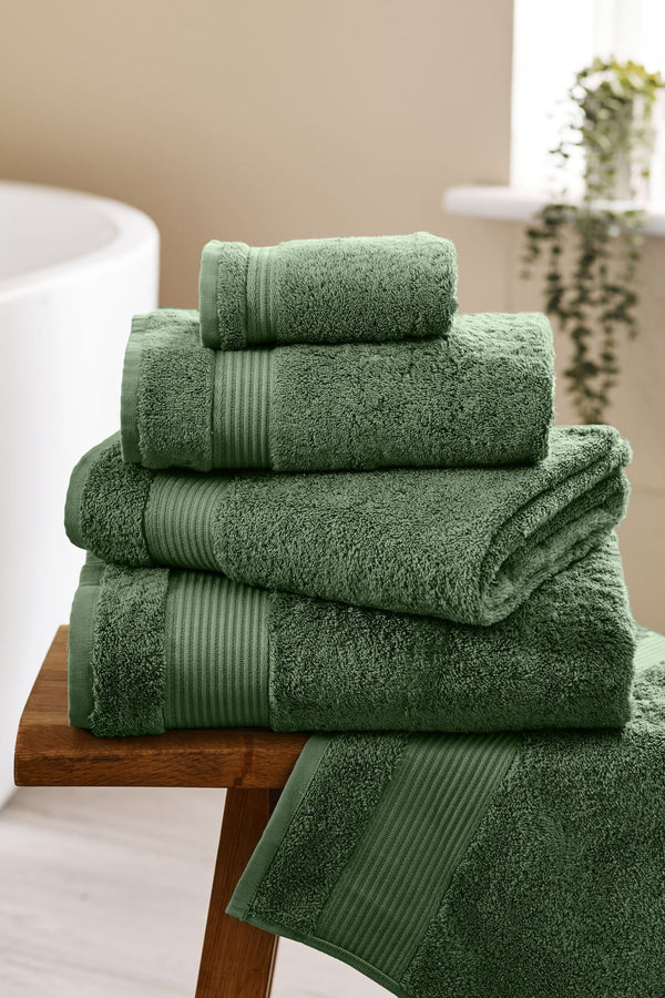 Green Ivy Towel