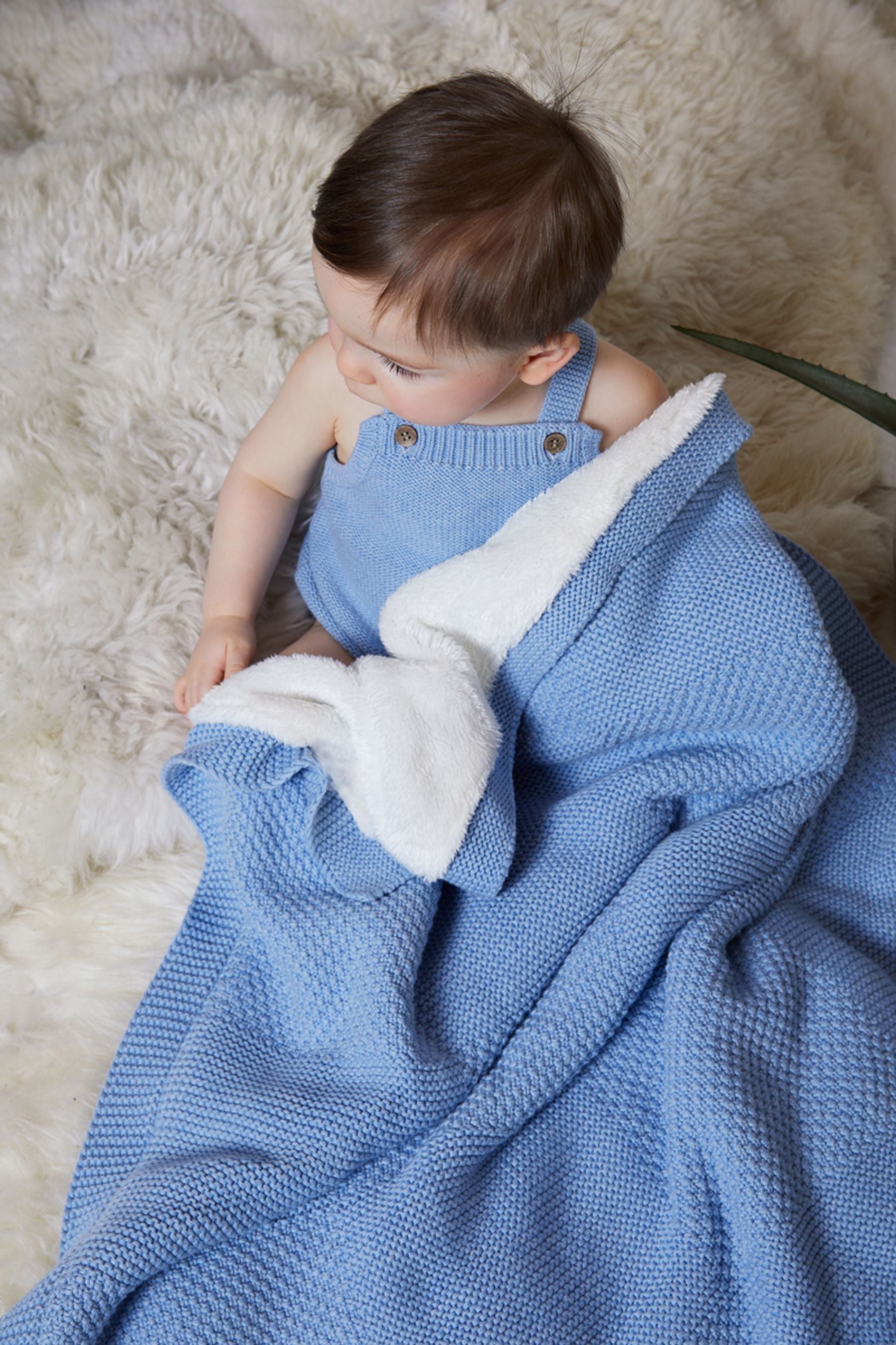 The Little Tailor Large Blue Plush Lined Blanket