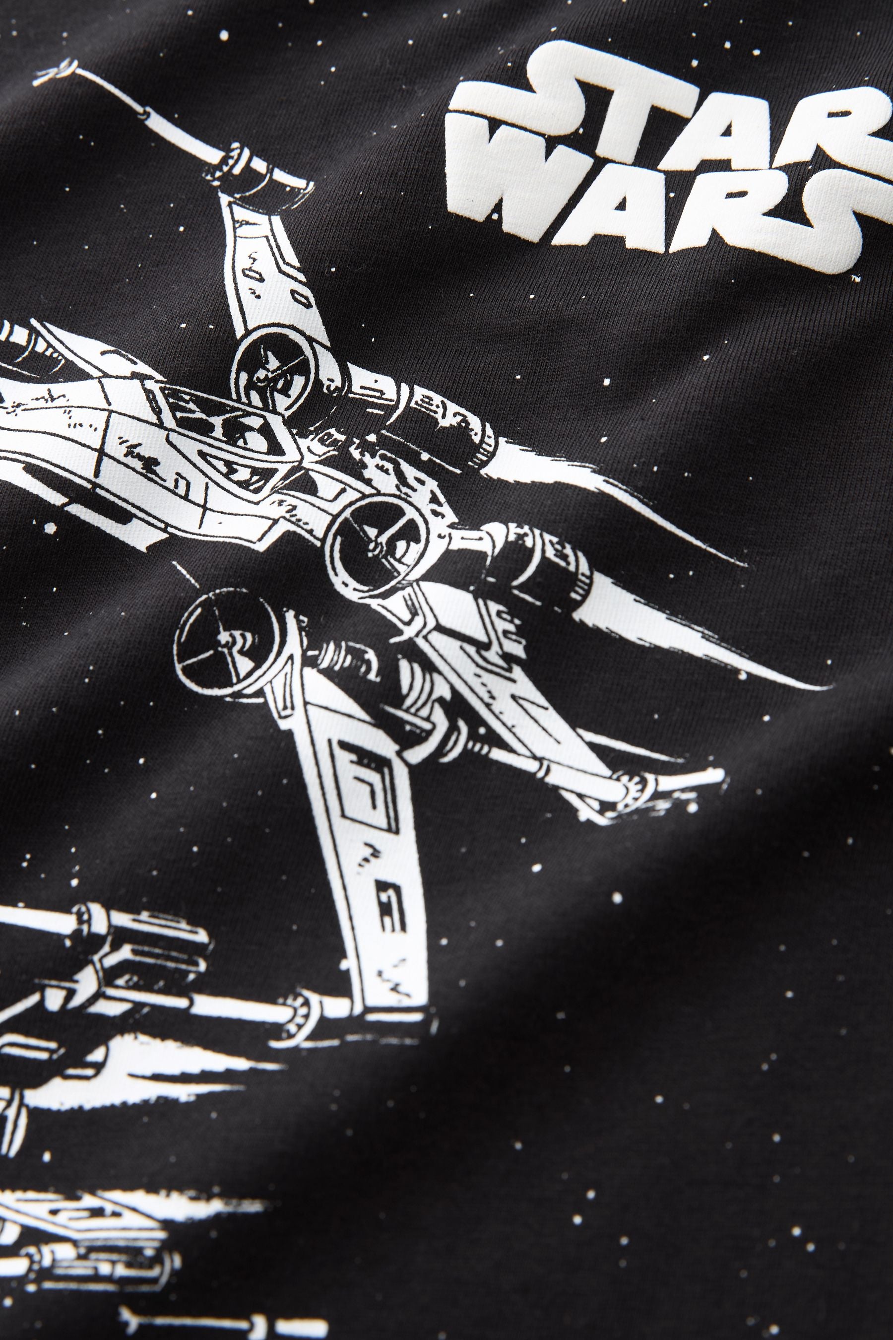 Black Star Wars Licensed Short Sleeve T-Shirt (3-16yrs)