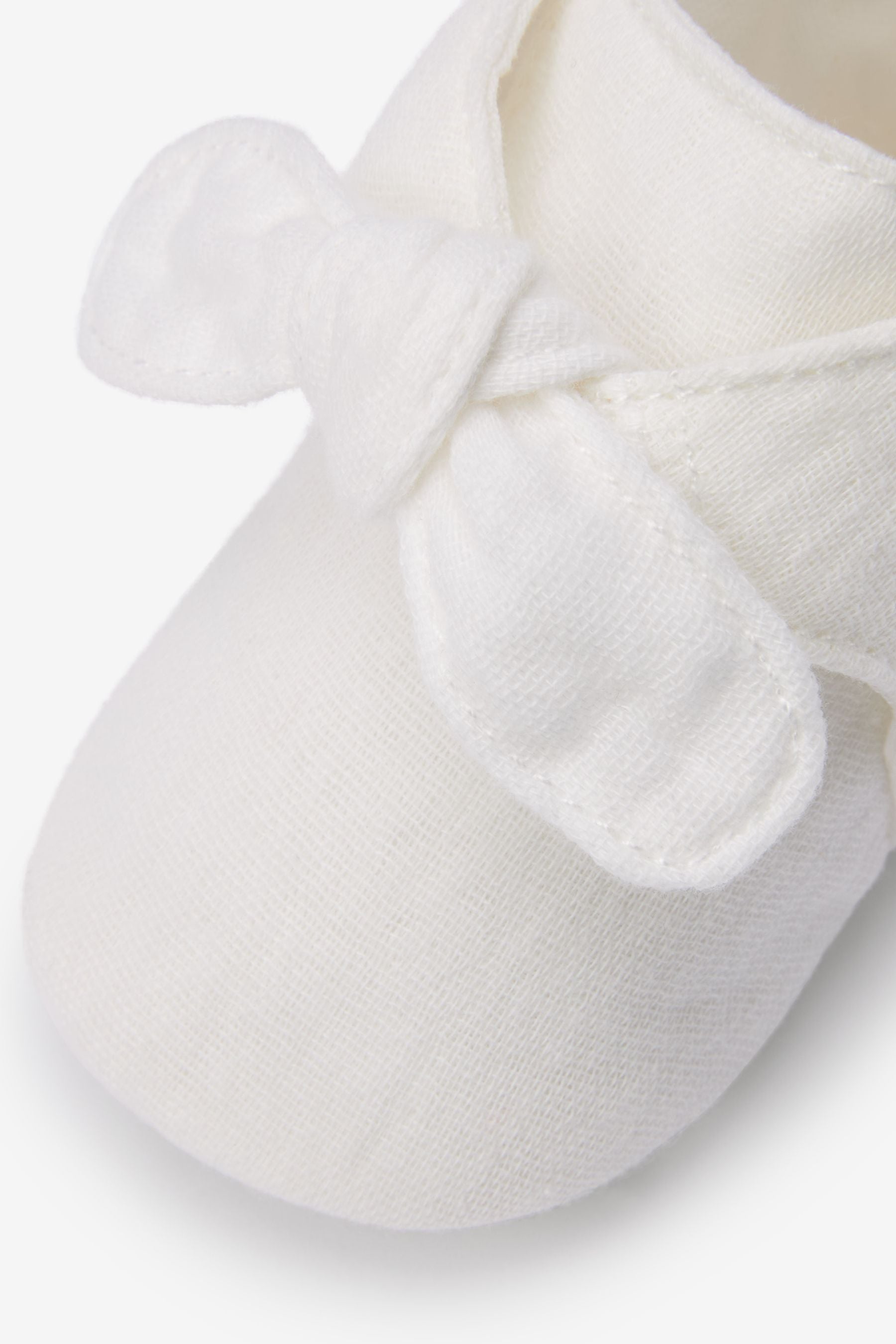 White Bootie Baby Shoes (0-18mths)