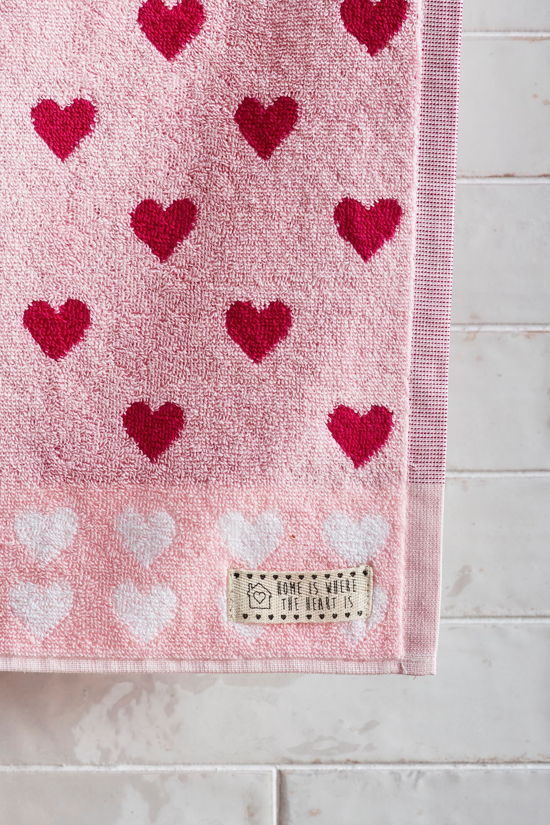 Pink Hearts 100% Cotton Towel