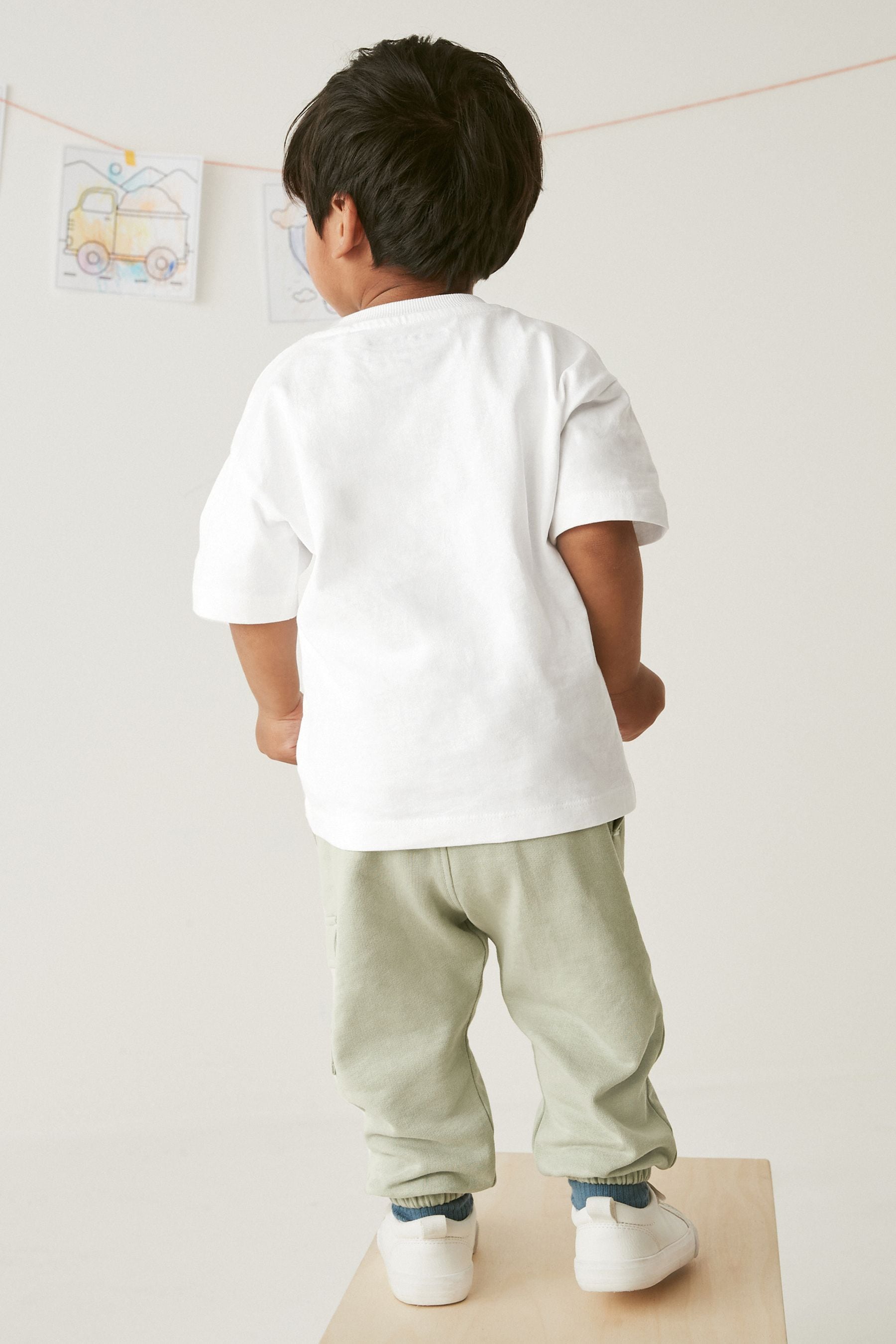 White and Green Short Sleeve T-Shirt and Cargo Jogger Set (3mths-7yrs)