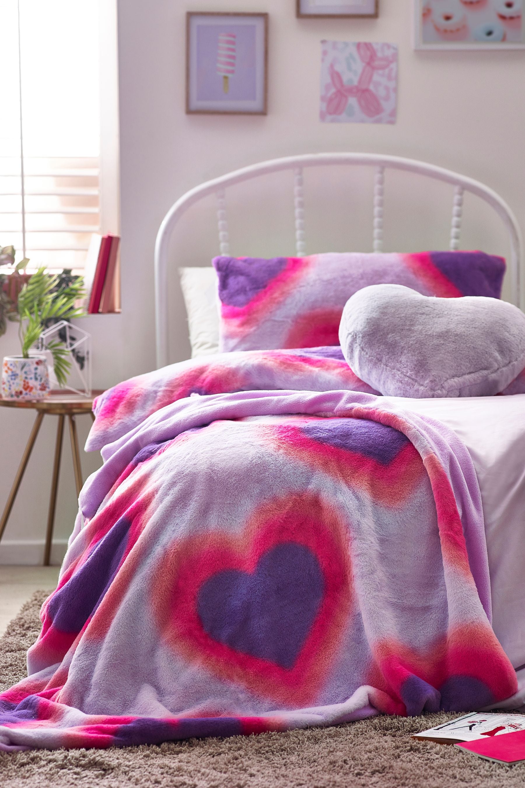 Pink Heart Print Faux Fur Throw