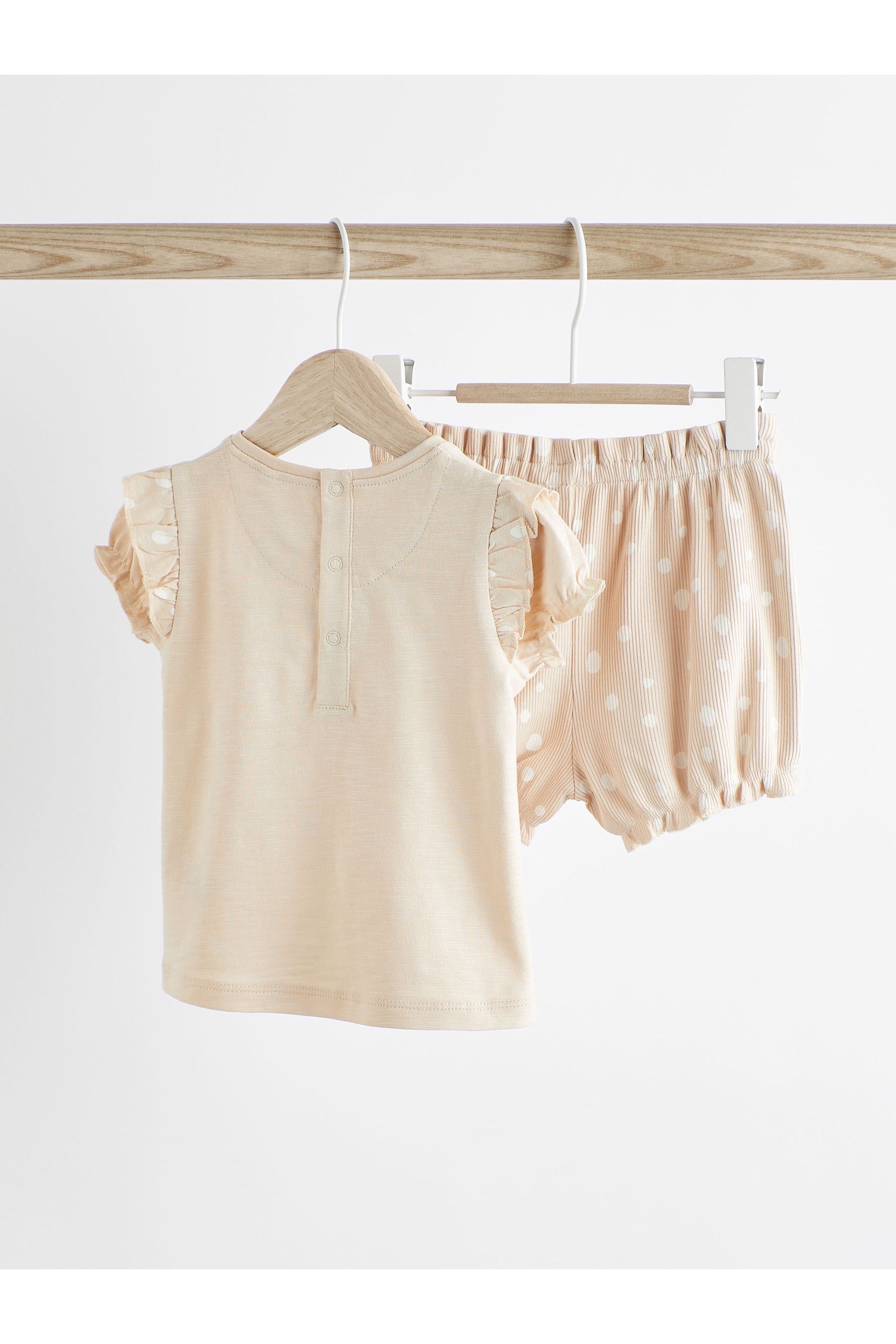 Cream Bear Baby Top and Shorts 2 Piece Set