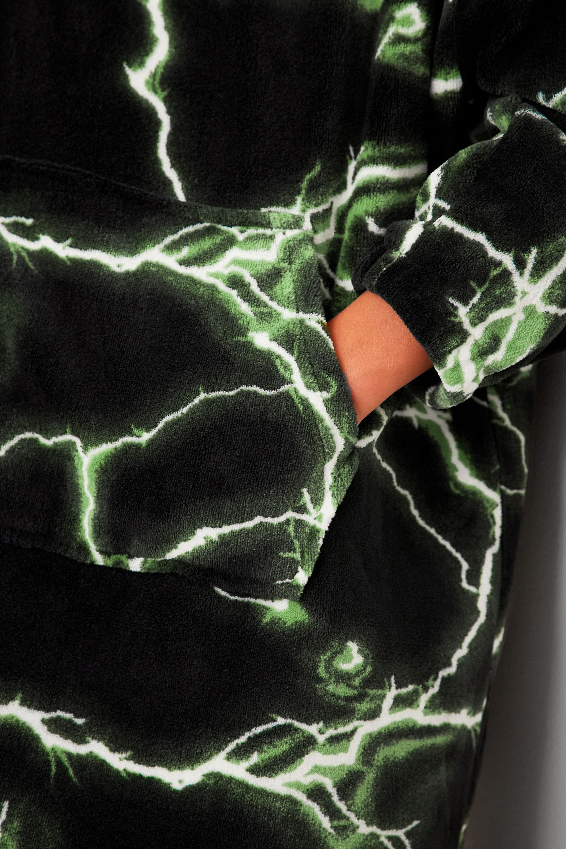 Xbox Black/Green Hooded Blanket (5-16yrs)