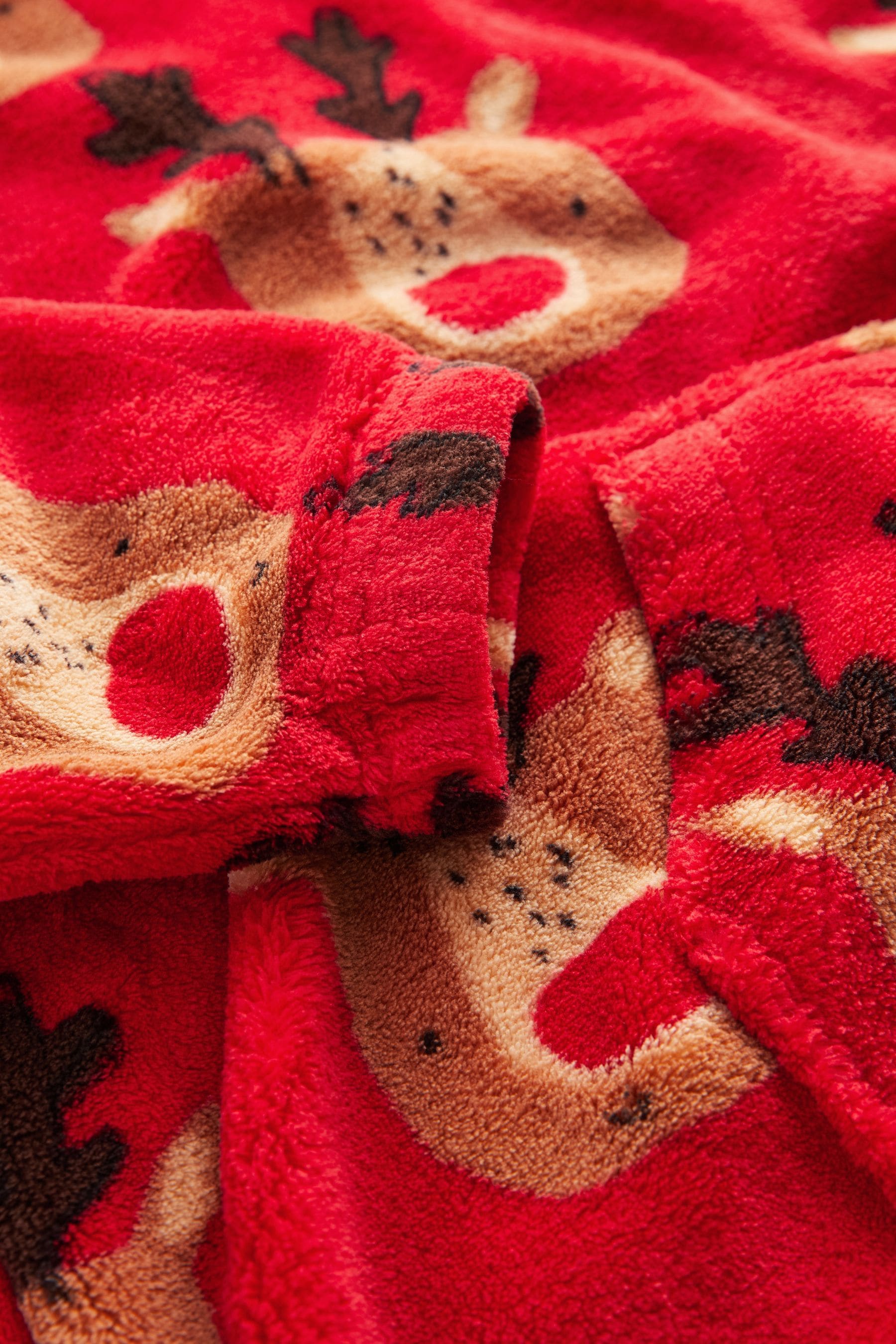 Red Reindeer Hooded Blanket (3-16yrs)